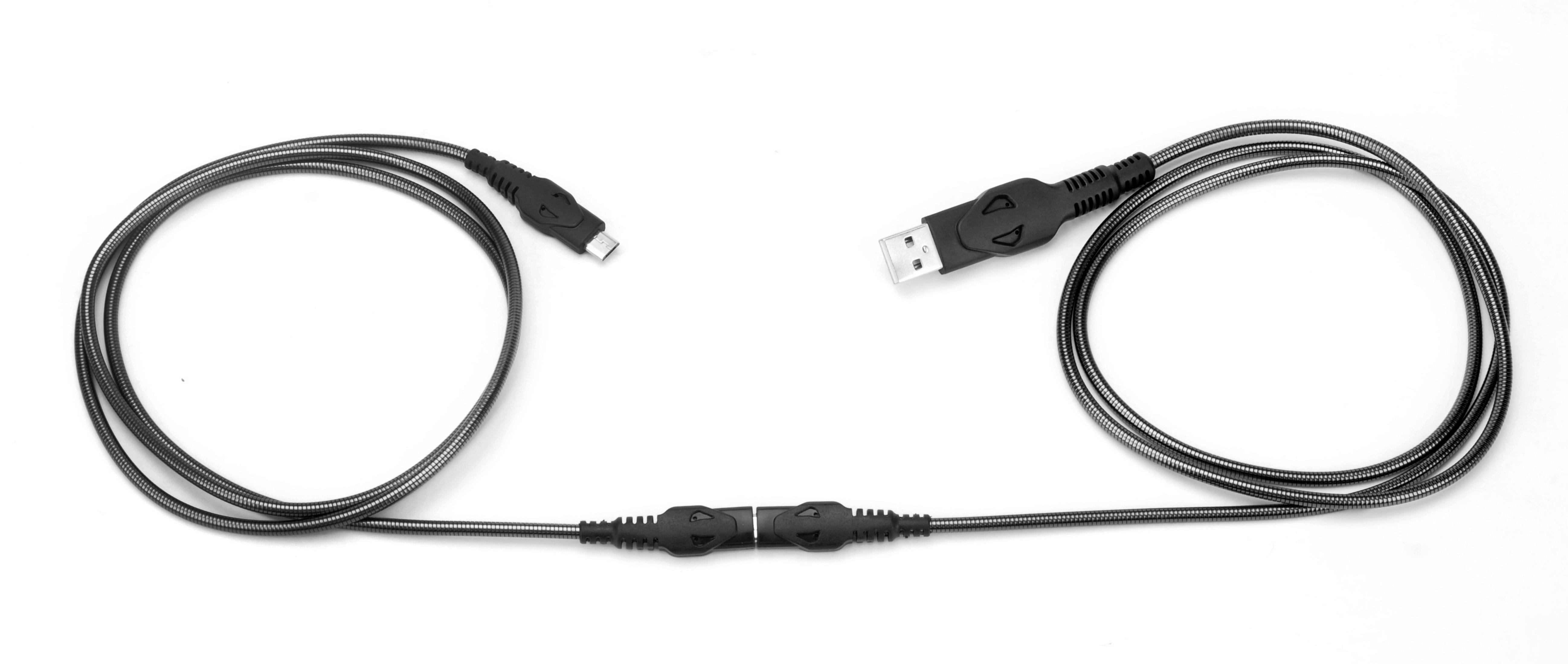 Schwarz-silbernes Kabel, mit USB-Anschluss an einem Ende und USB-C am anderen, weißer Hintergrund.
