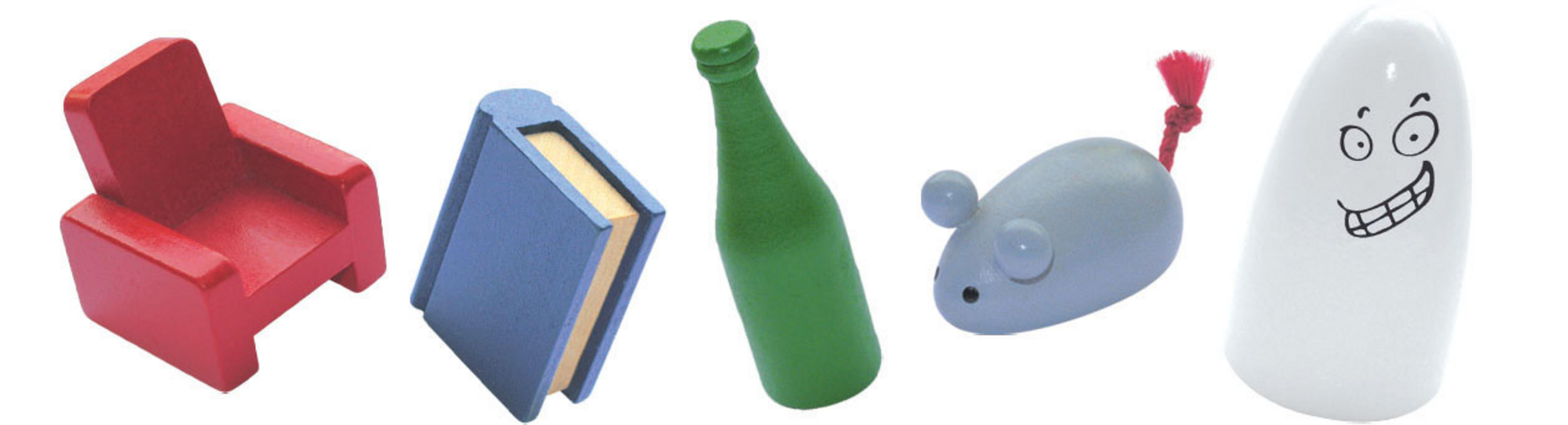 Holzspielzeug: roter Stuhl, Buch, grüne Flasche, Maus und ein Geist.