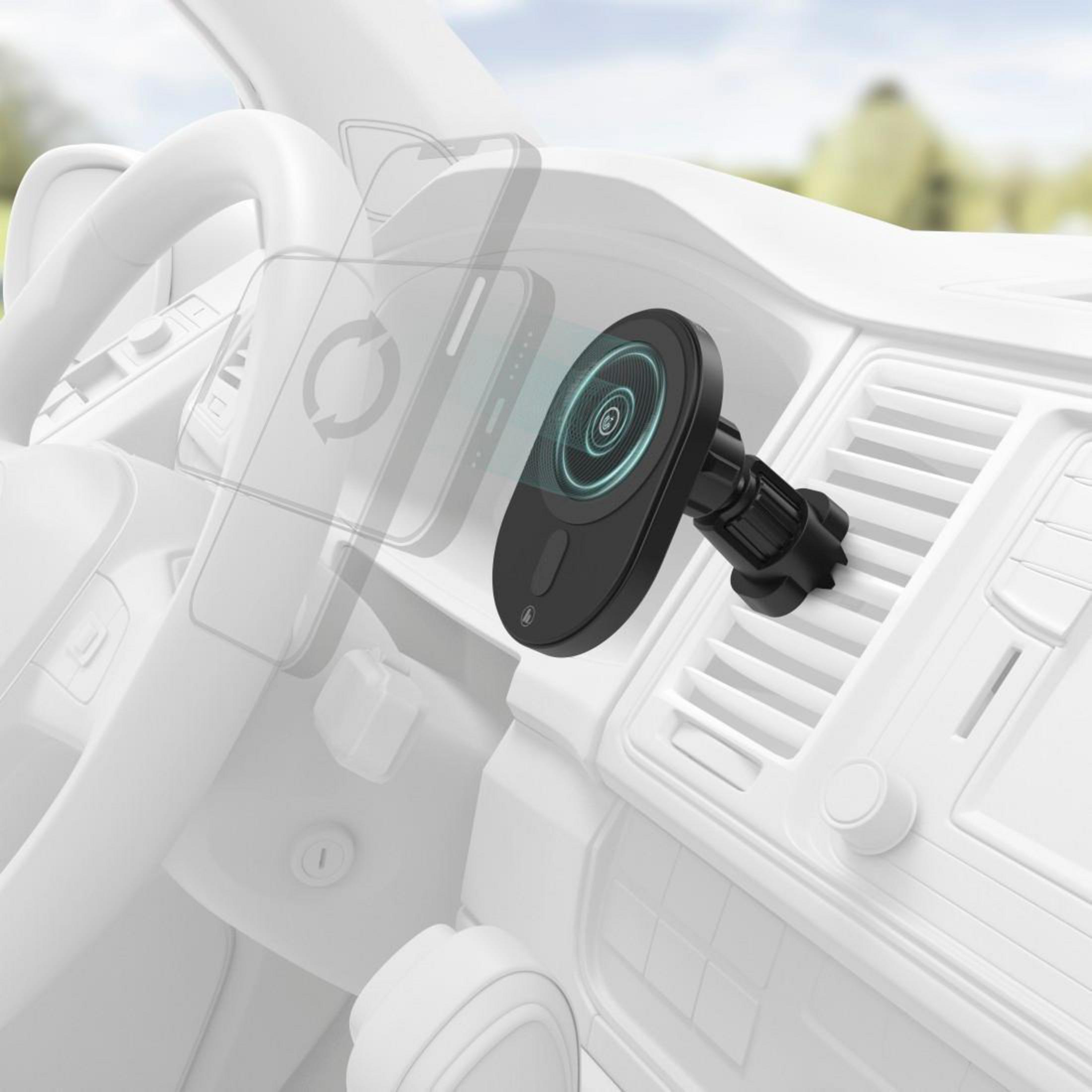 Auto-Innenraum mit schwarzer Telefonhalterung, die an der Lüftung befestigt ist.
