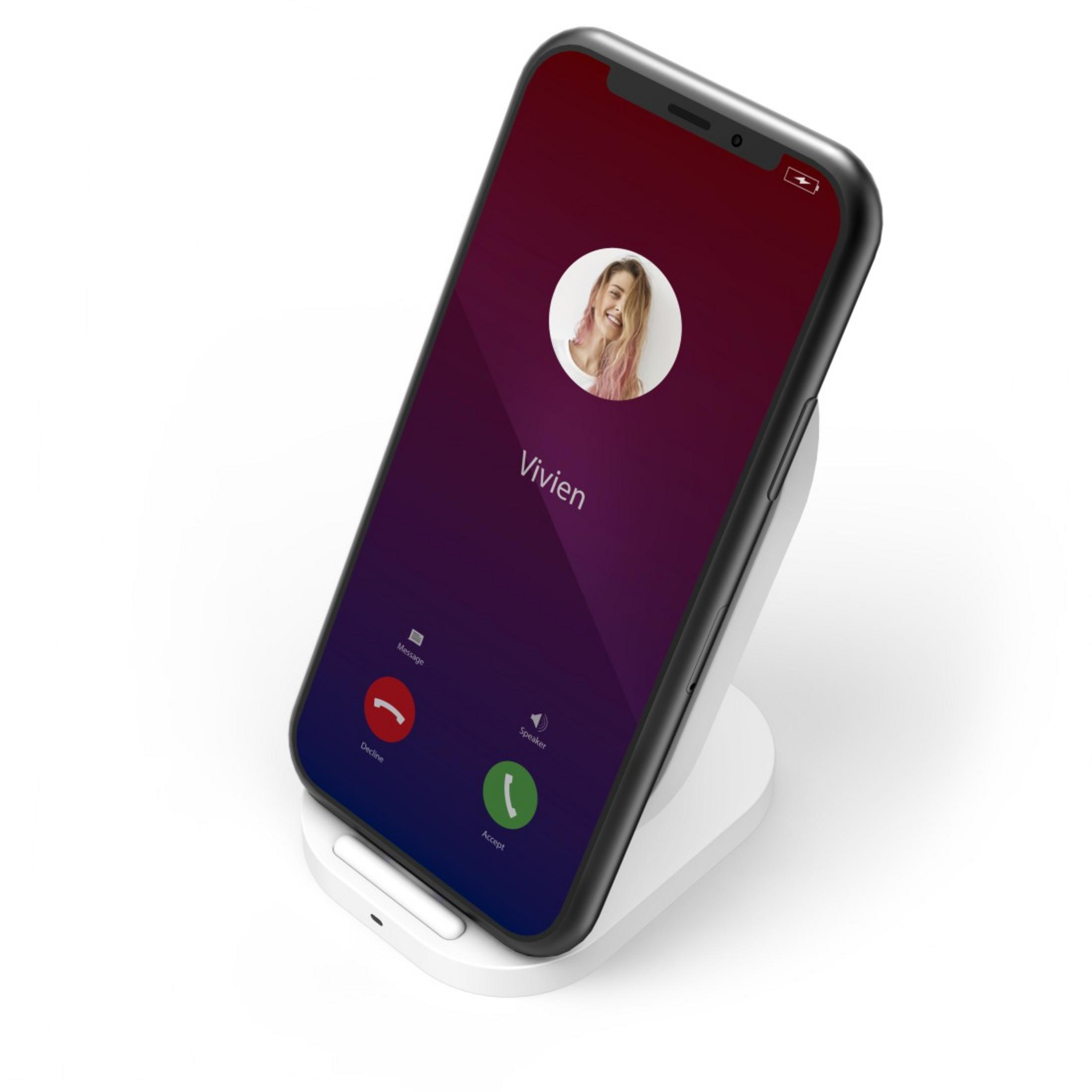 Smartphone auf kabellosem Ladegerät mit Anruf von 'Vivien'. Rote und grüne Knöpfe.