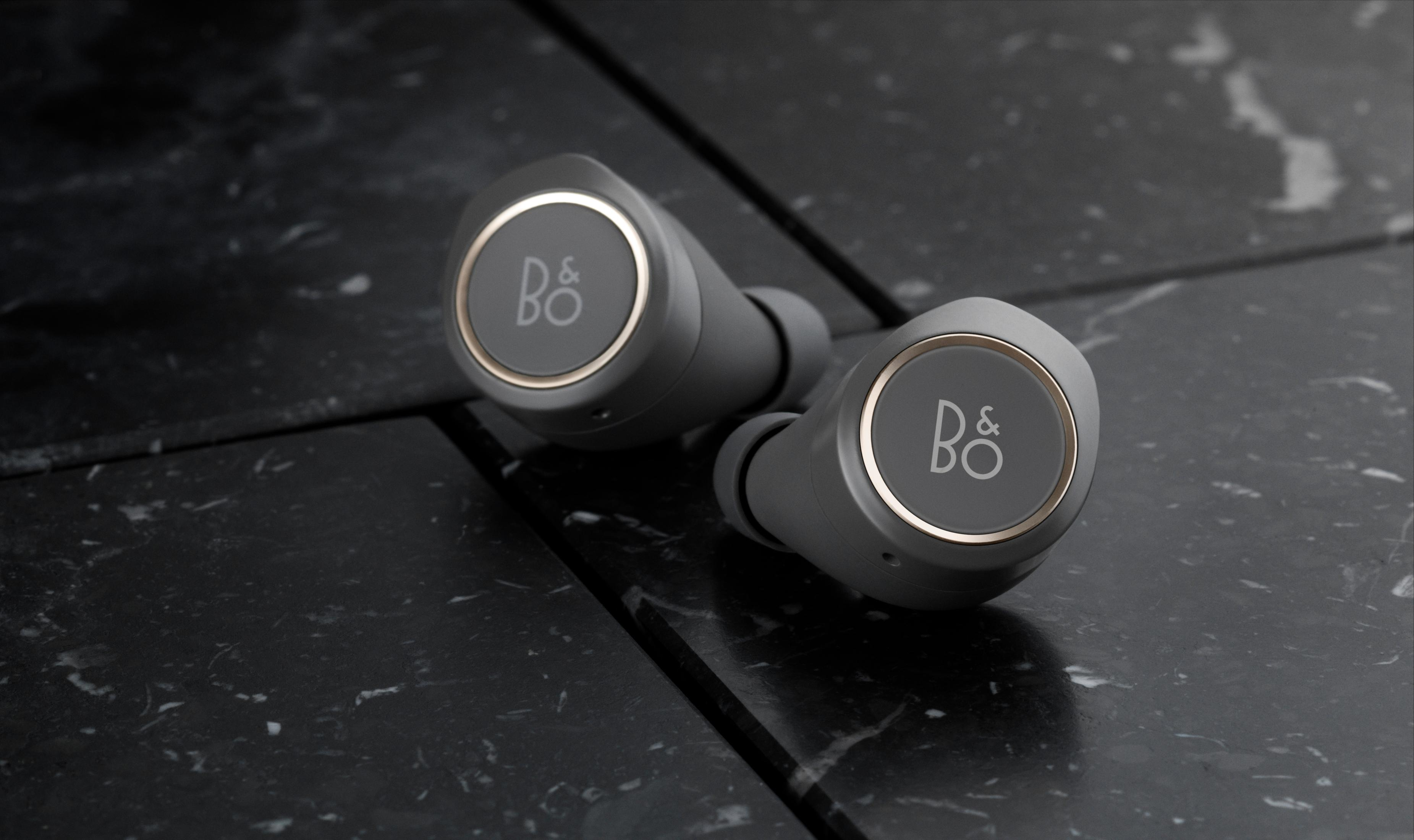 BANG & OLUFSEN In-ear charcoal Kopfhörer grey E8, Bluetooth BeoPlay Bluetooth