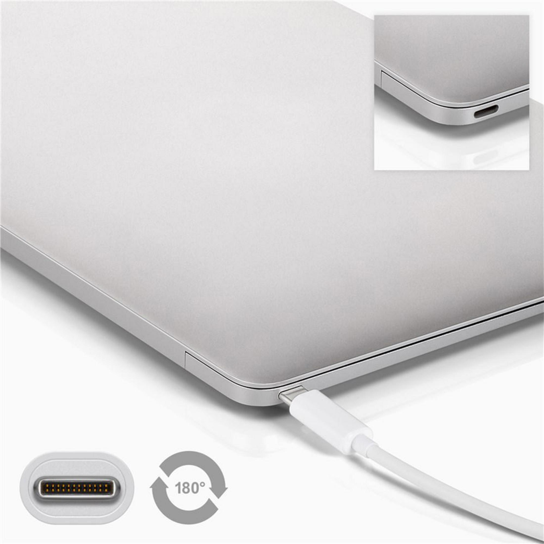 Ein Laptop mit USB-C-Anschluss und angeschlossenem Ladekabel. Nahaufnahme.