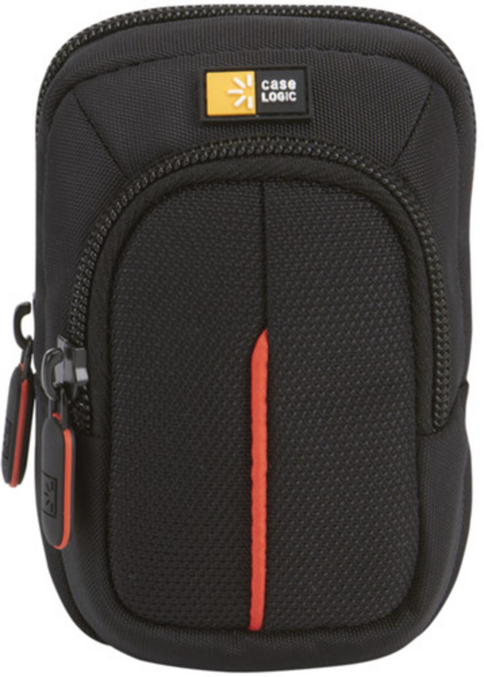Schwarze Kameratasche mit rotem Streifen. Sie hat einen Reißverschluss, ein Case Logic-Etikett und zwei schwarze Zipper.