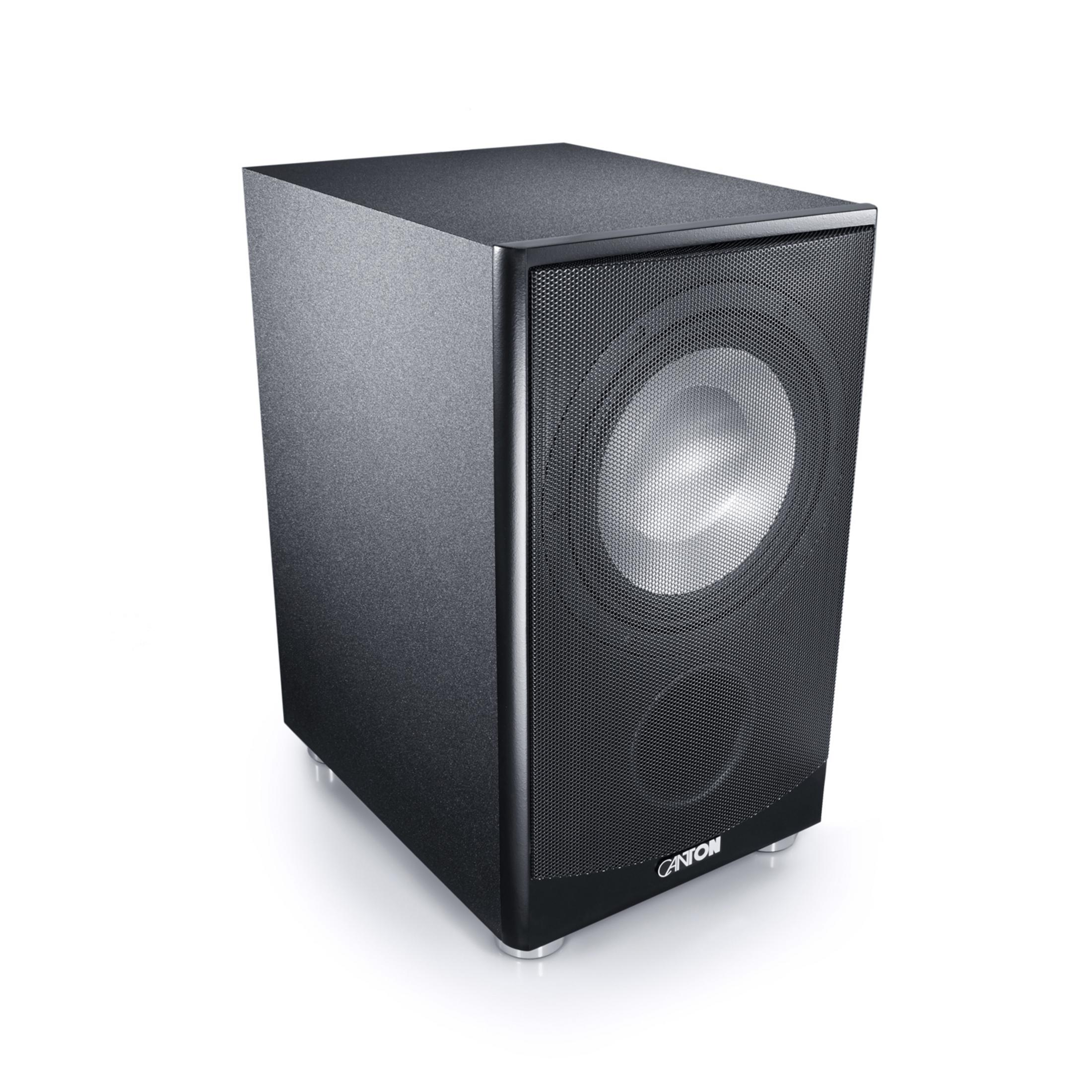 Schwarzer Subwoofer-Lautsprecher auf weißem Hintergrund. Der Lautsprecher hat eine Gitterfront.