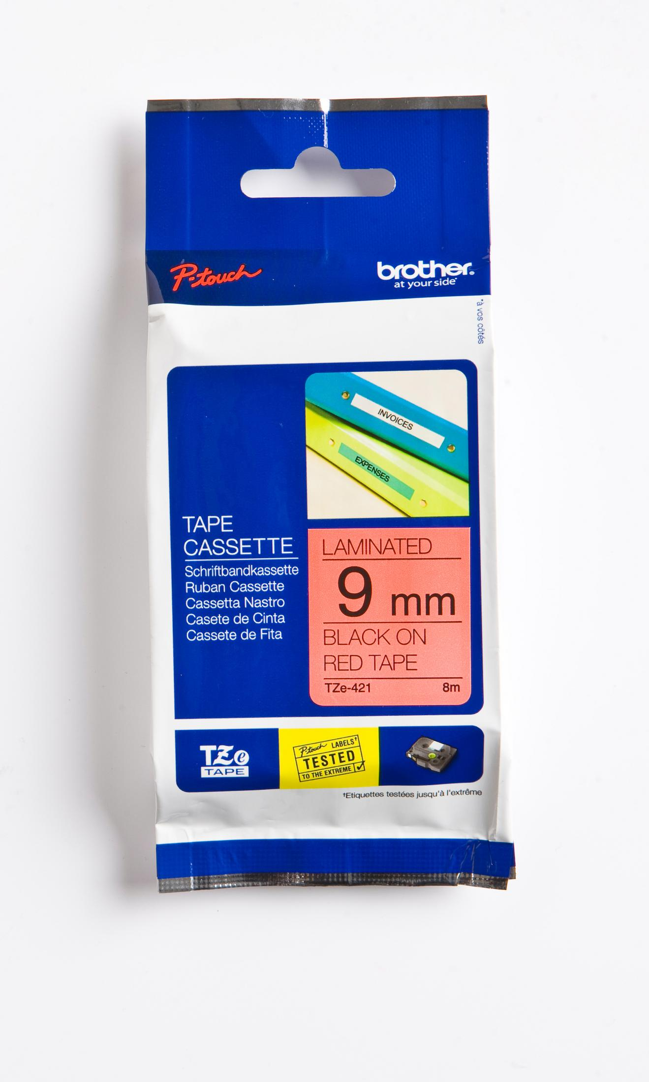 Eine Etikettenkassettenverpackung mit Produktname und Spezifikationen.