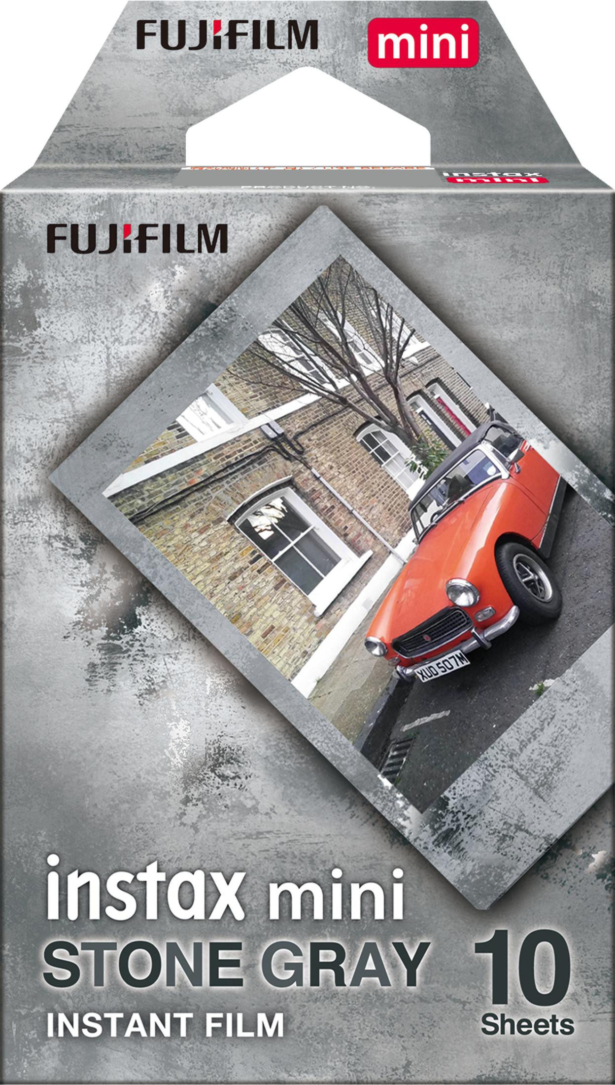 Una caja gris de película instantánea Fujifilm Instax Mini Stone Gray, con imagen de coche clásico.