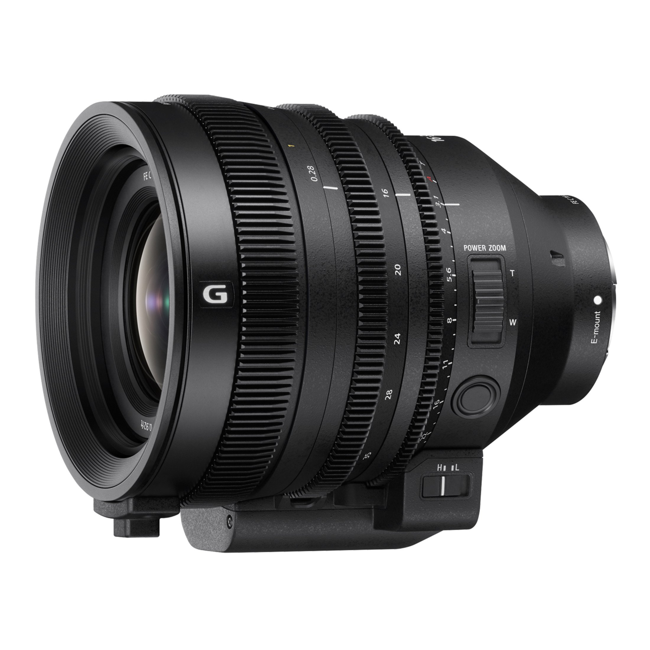 Schwarzes Kameraobjektiv mit Zoom- und Fokusringen. Text: G, Power Zoom und andere Markierungen.
