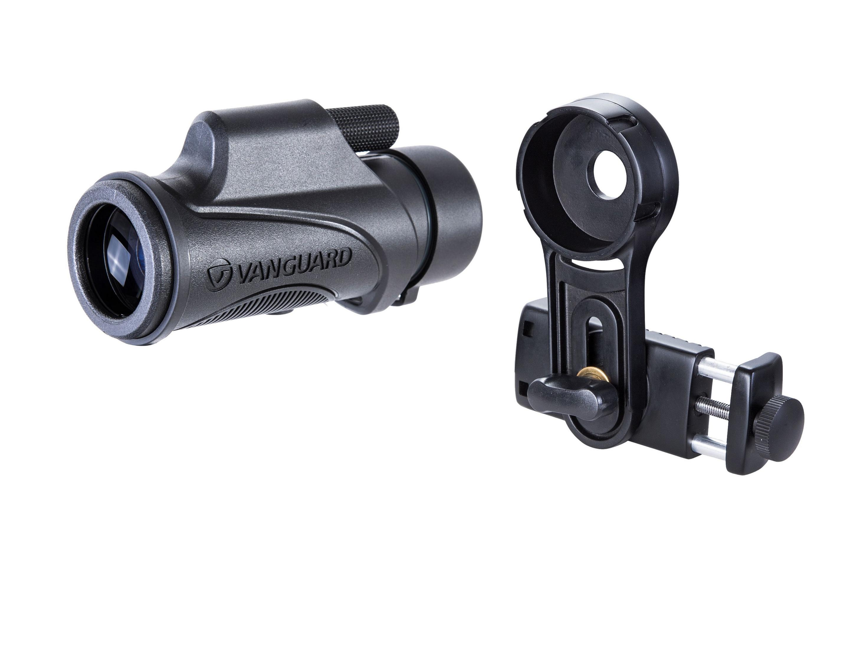 Monocular negro y un adaptador de teléfono sobre un fondo blanco.