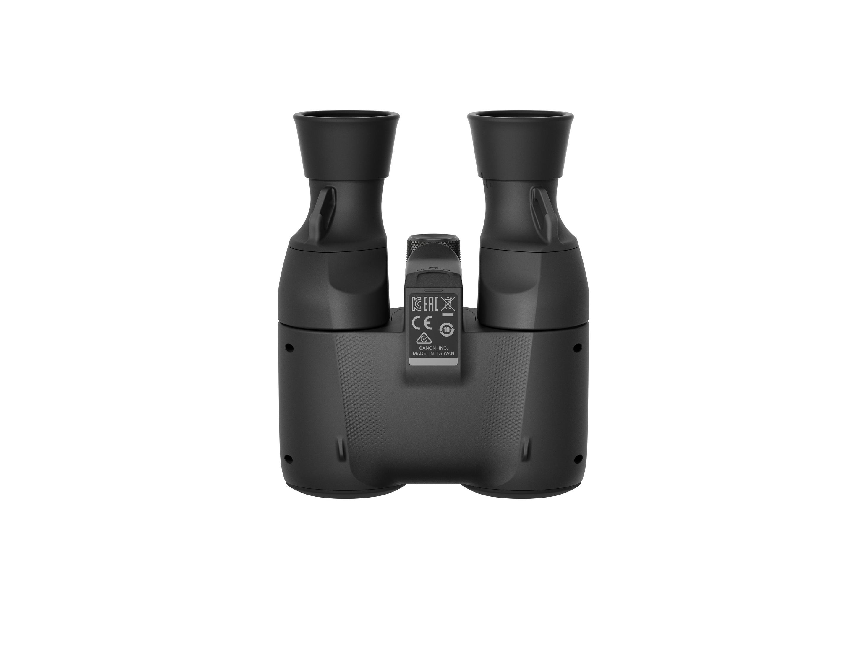 Czarna lornetka, widok z tyłu. Widoczne logo Canon i informacje o modelu. Na białym tle.