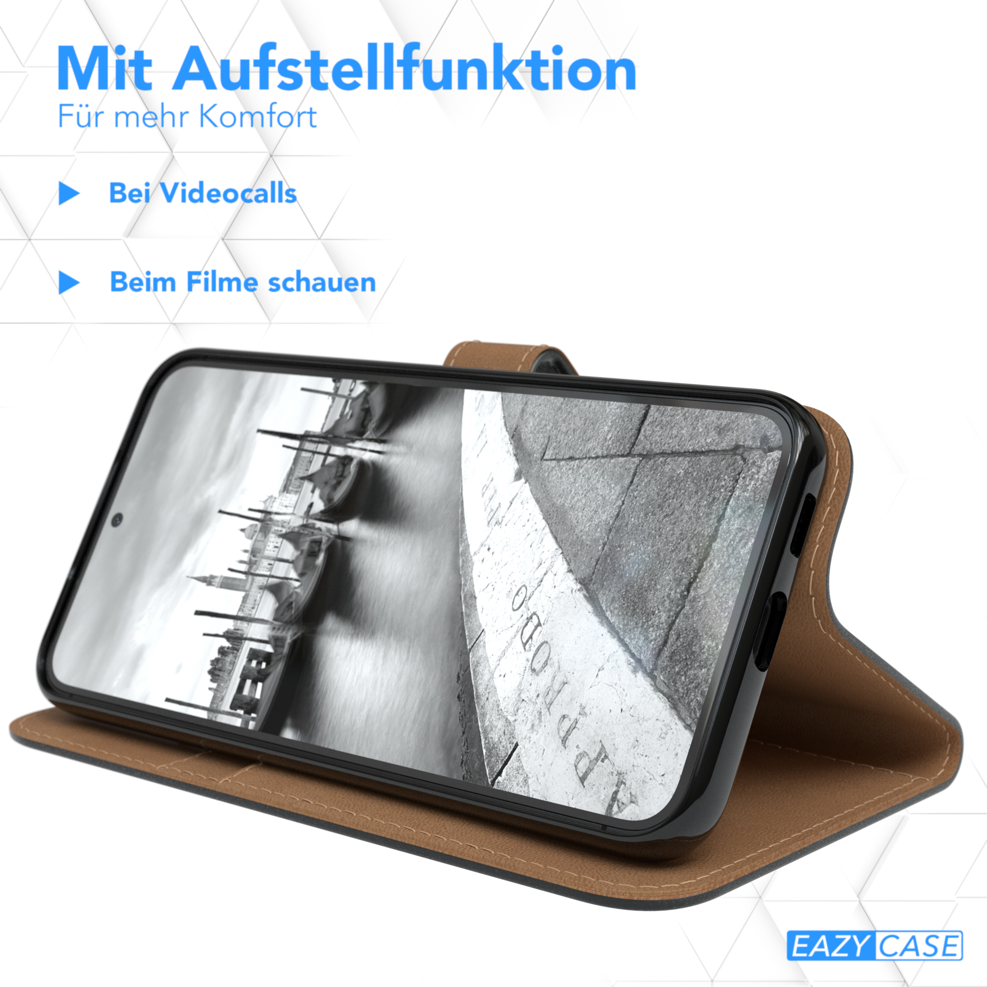 Ein Telefon in einer braunen Hülle ist geöffnet und zeigt einen Bildschirm. Oben steht 'Mit Aufstellfunktion'.