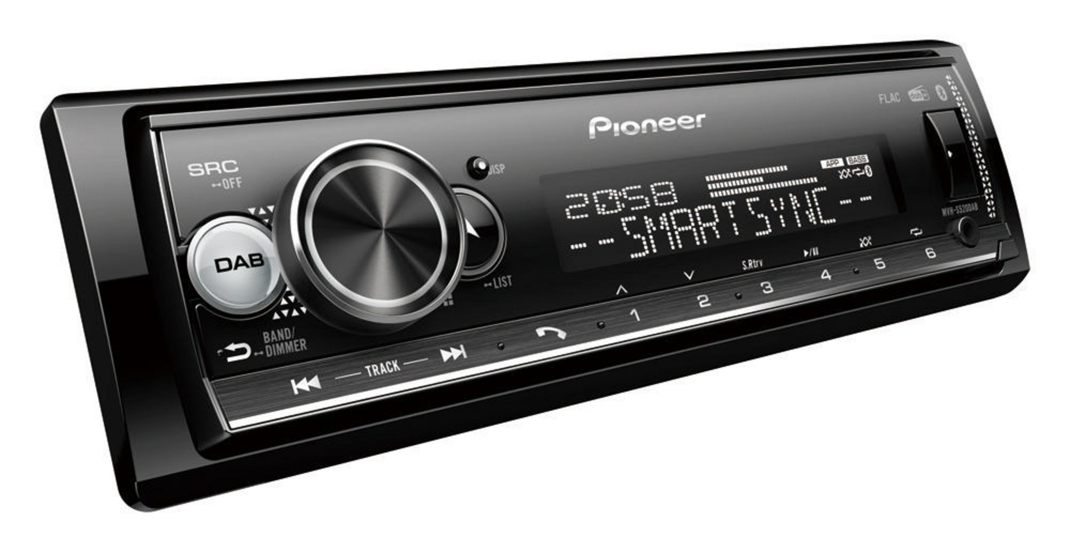 Schwarzes Autoradio mit Digitalanzeige und verschiedenen Knöpfen.