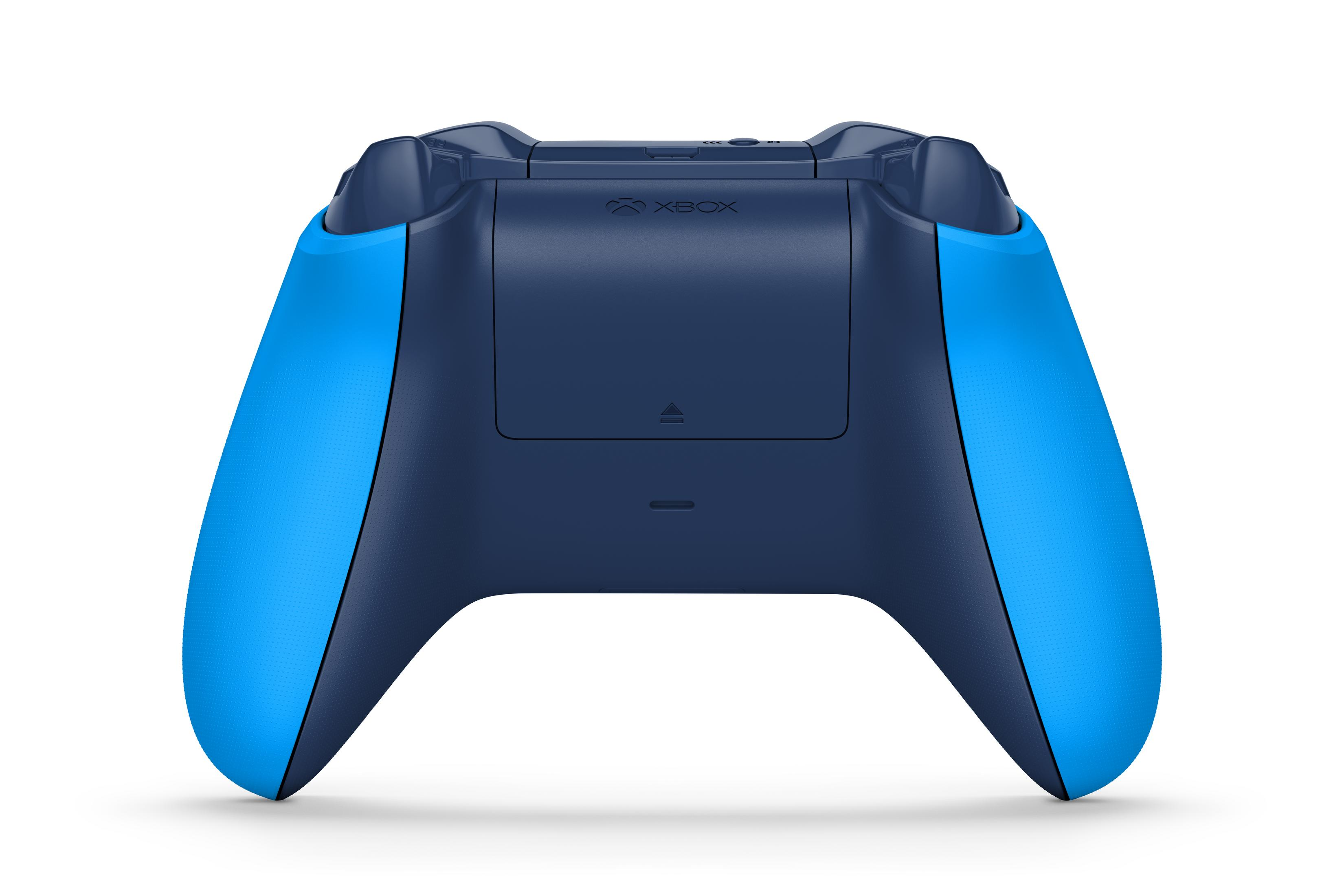 Rückseite eines blauen und marinefarbenen Xbox-Controllers.