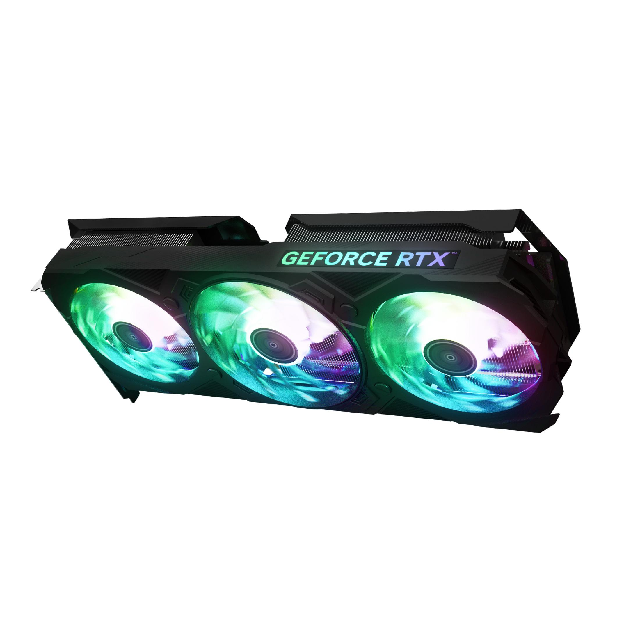 Schwarze Grafikkarte mit drei Lüftern und bunten Lichtern. Die Worte 'GEFORCE RTX' sind sichtbar.