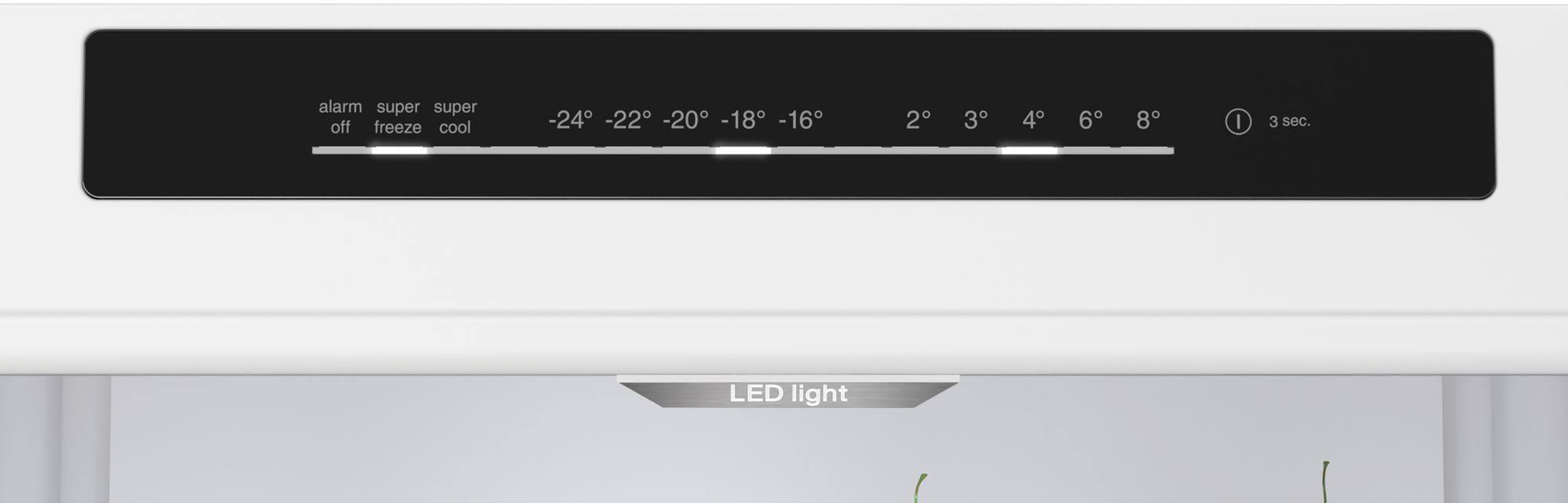 Zbliżenie panelu sterowania lodówki z różnymi ustawieniami i światłem LED.