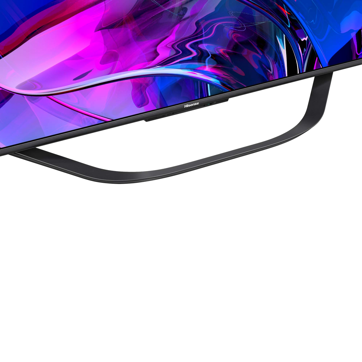 Zakrzywiona, czarna rama telewizora na czarnym tle. Ekran jest widoczny.