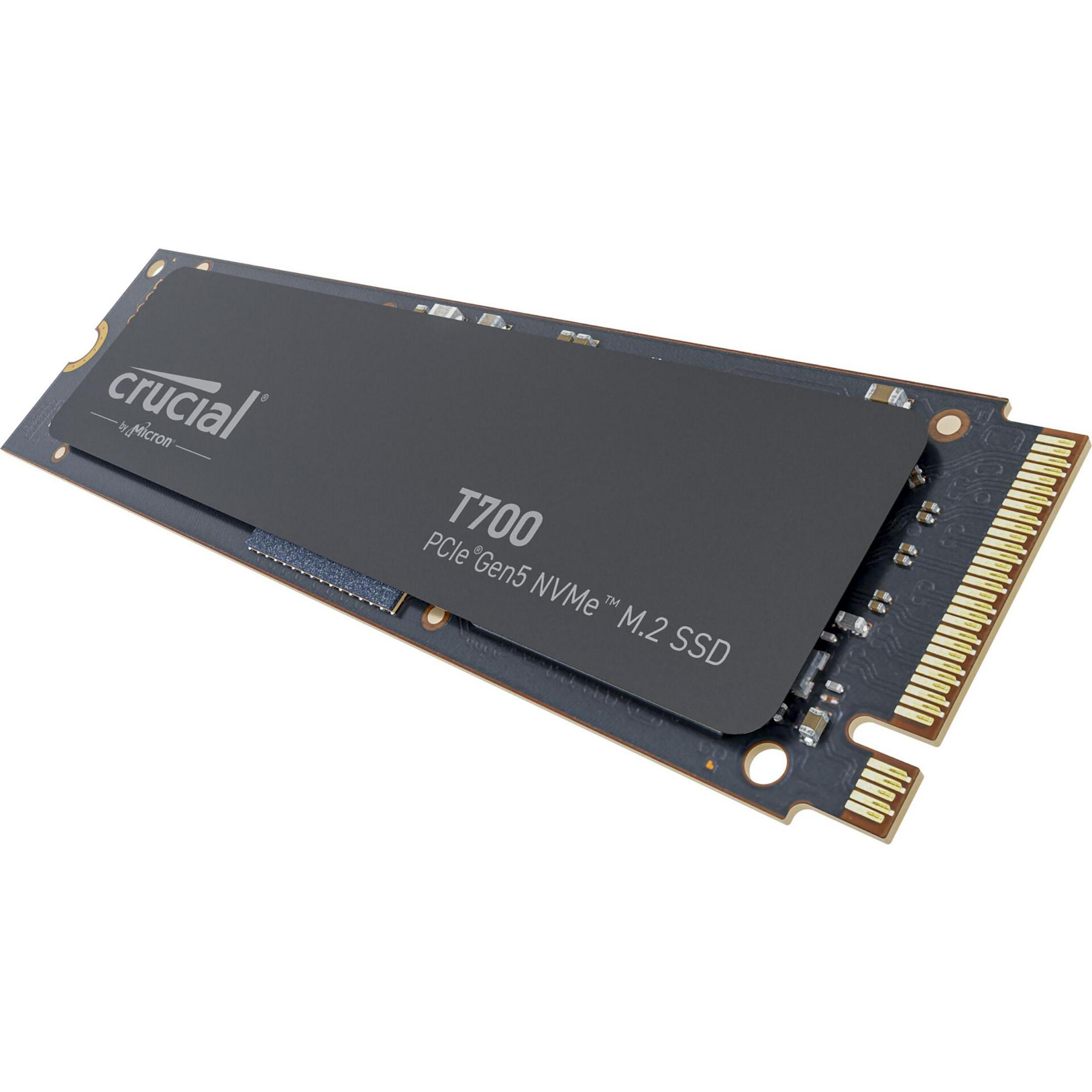 Czarny Crucial NVMe SSD na płytce drukowanej. Dysk SSD ma tekst: T700 PCle Gen5 NVMe M.2 SSD.