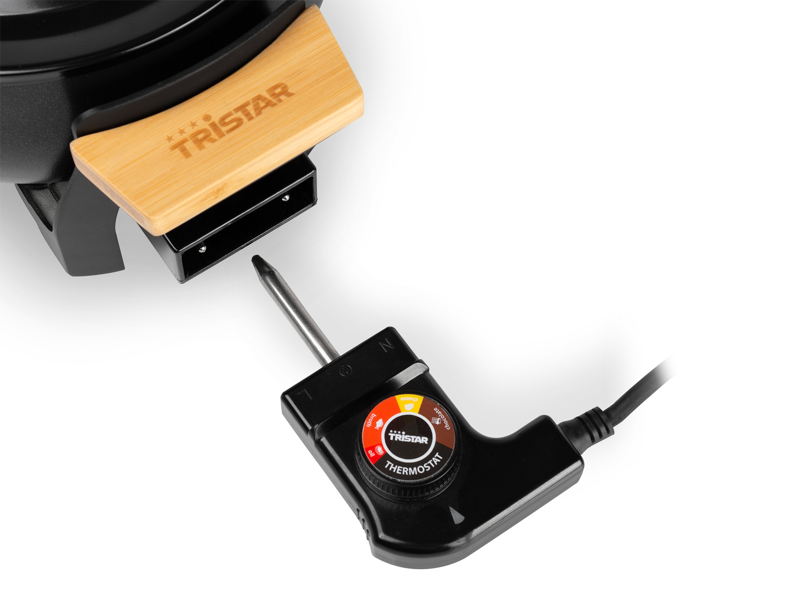 Una plancha negra con mango de madera y control termostático. El termostato está separado de la plancha.