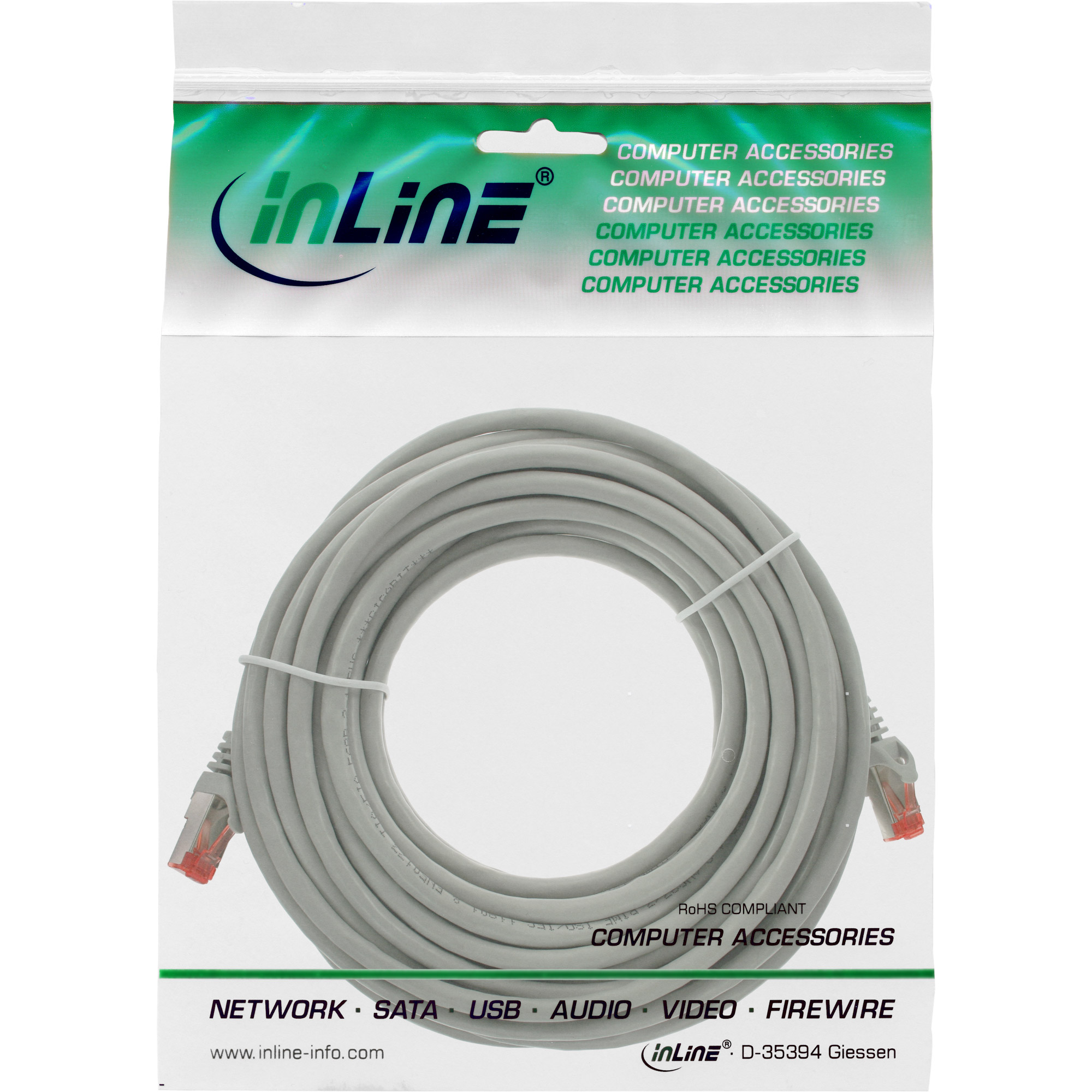 Un cavo Ethernet grigio in un sacchetto di plastica, con testo, su sfondo bianco.