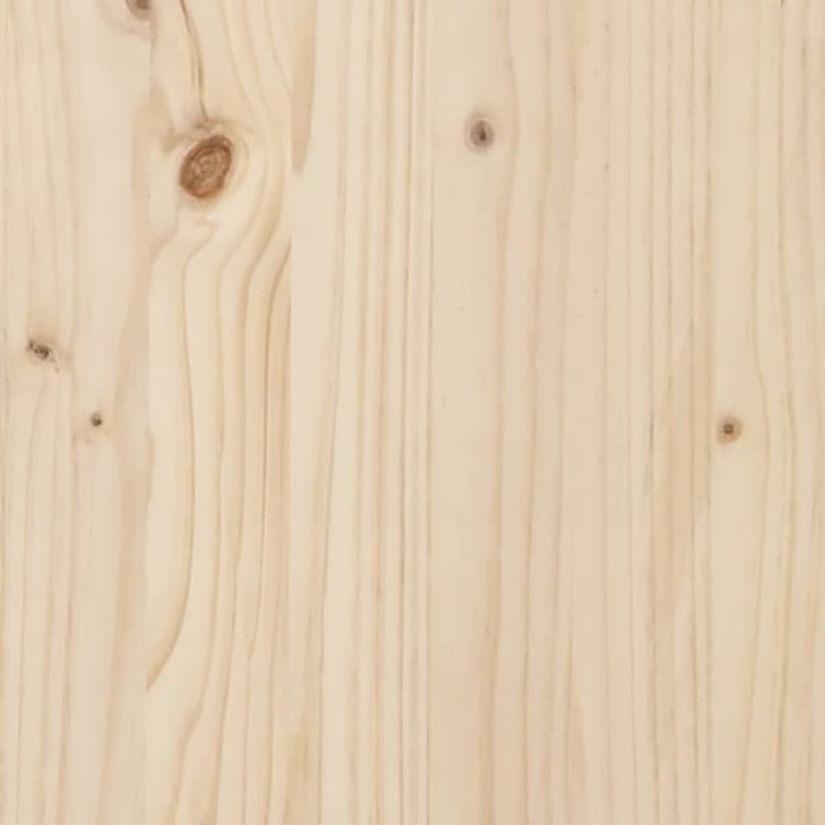 Nahaufnahme von hellen Holzbrettern mit sichtbarer Maserung. Das Holz ist hellbraun gefärbt.