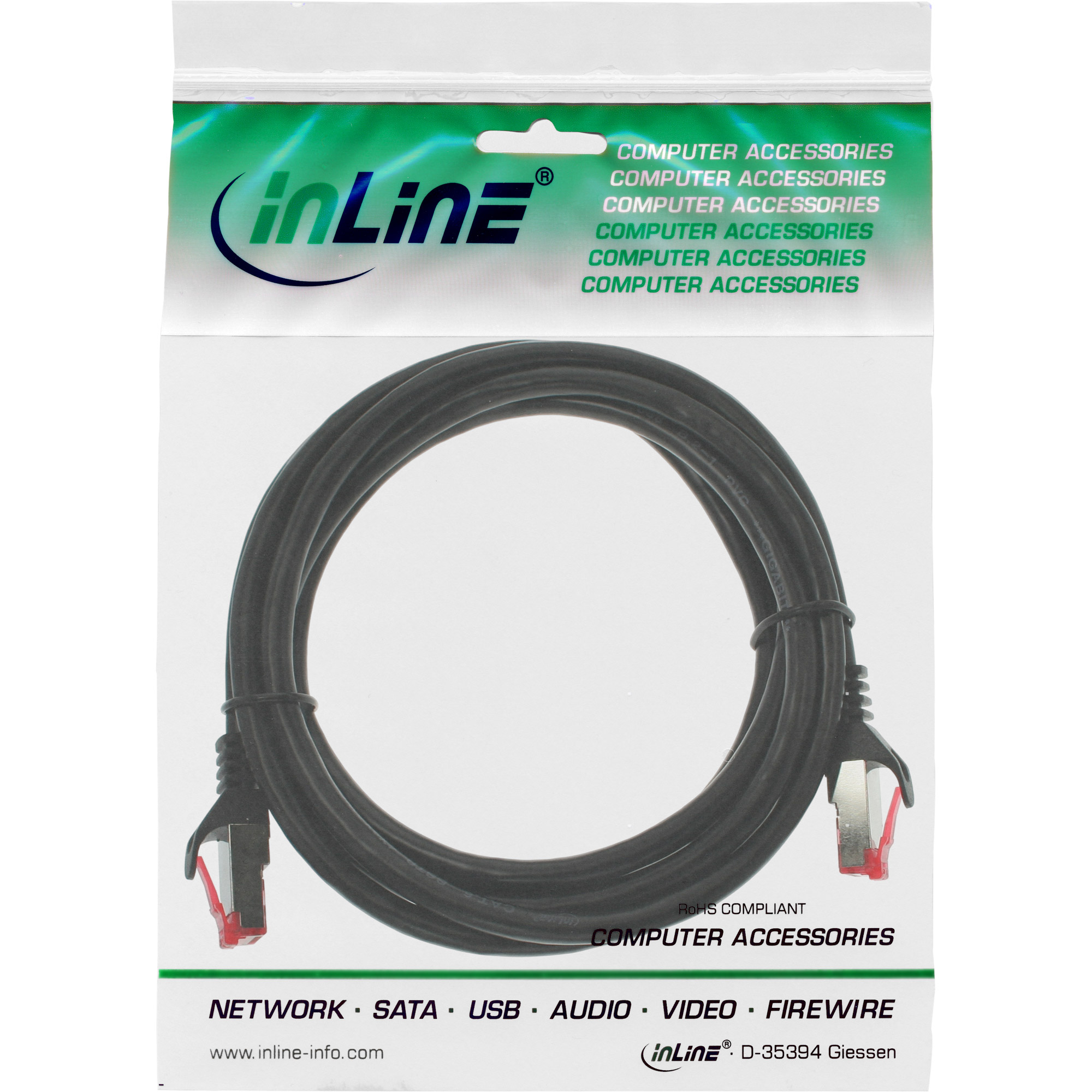Cavo di rete nero in una confezione di plastica, con etichette inLine e accessori per computer.