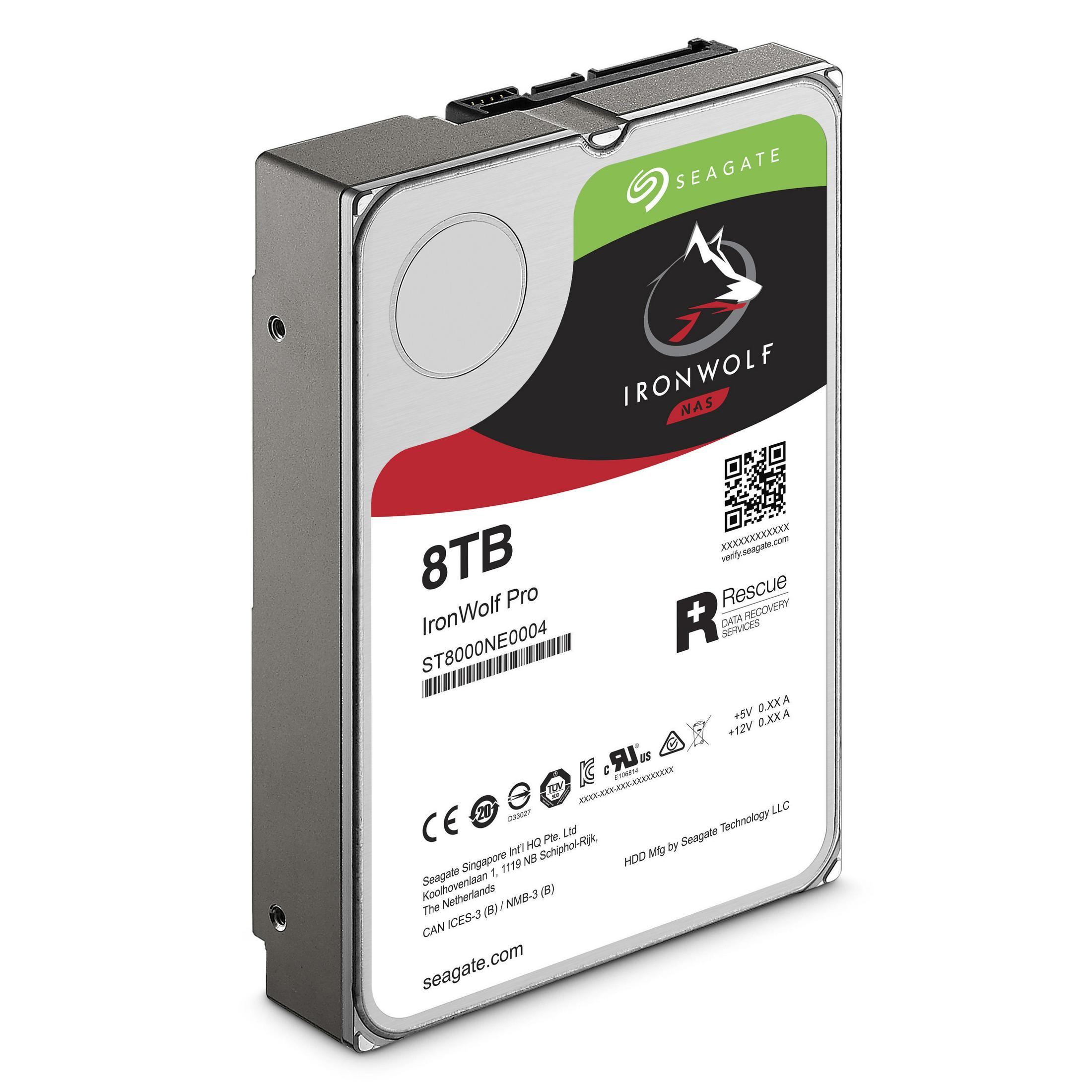 Dysk twardy Seagate IronWolf Pro 8TB, z etykietami i zielonym logo.