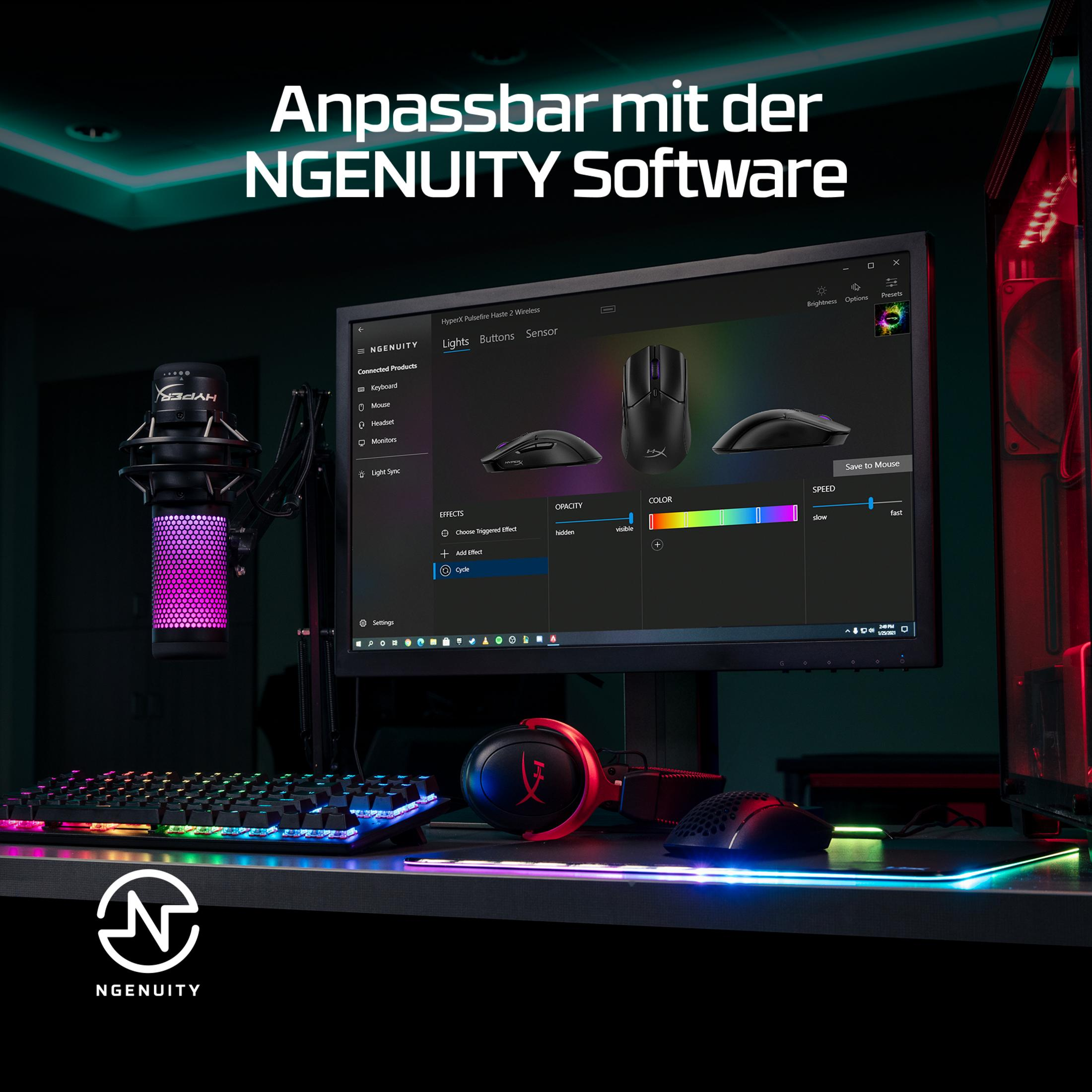 Konfiguracja do gier z mikrofonem, klawiaturą, myszą i monitorem wyświetlającym interfejs oprogramowania.