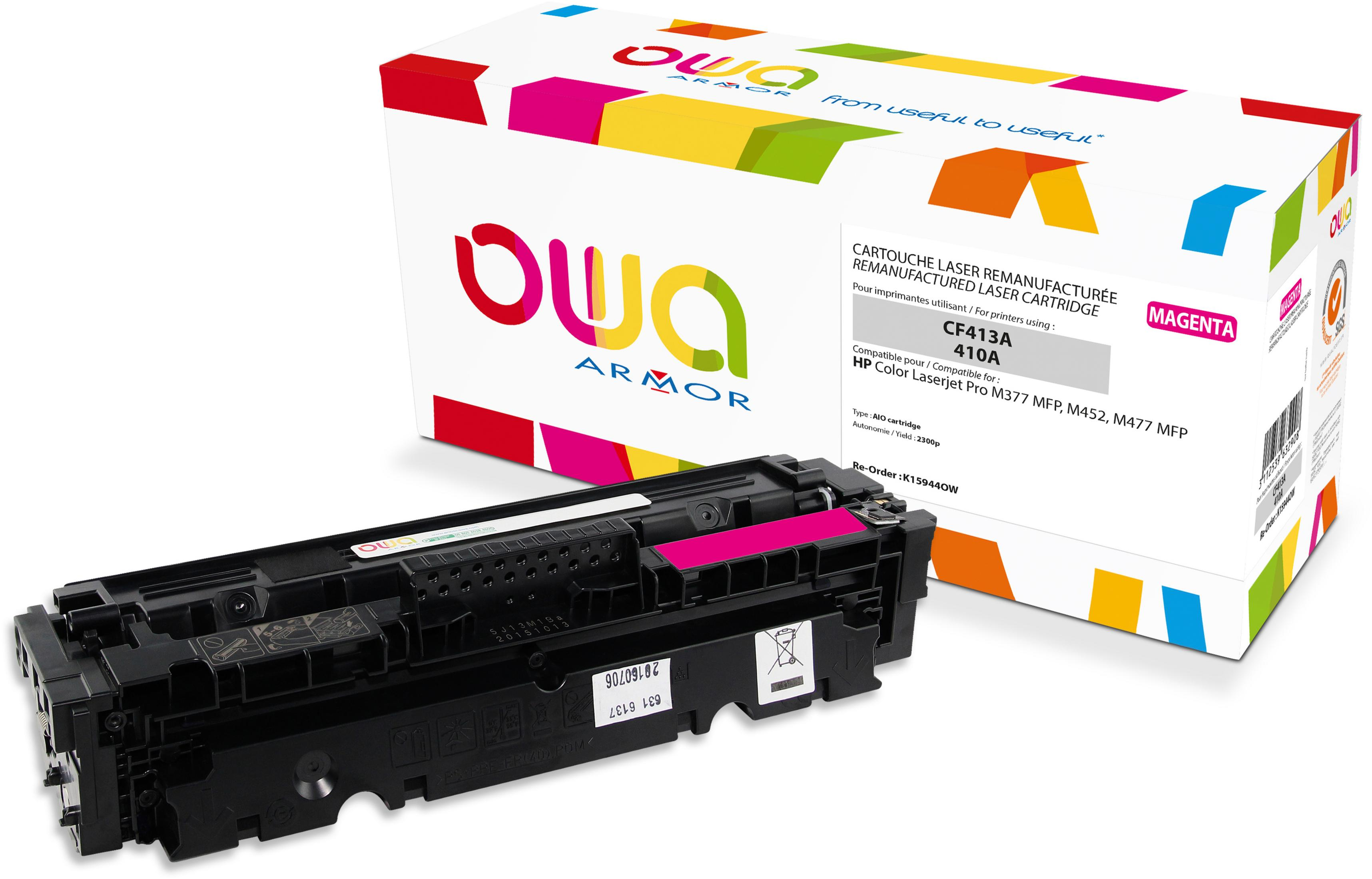 Cartuccia toner magenta accanto a una scatola colorata. Marca: OWA Armor. Info prodotto sulla scatola.