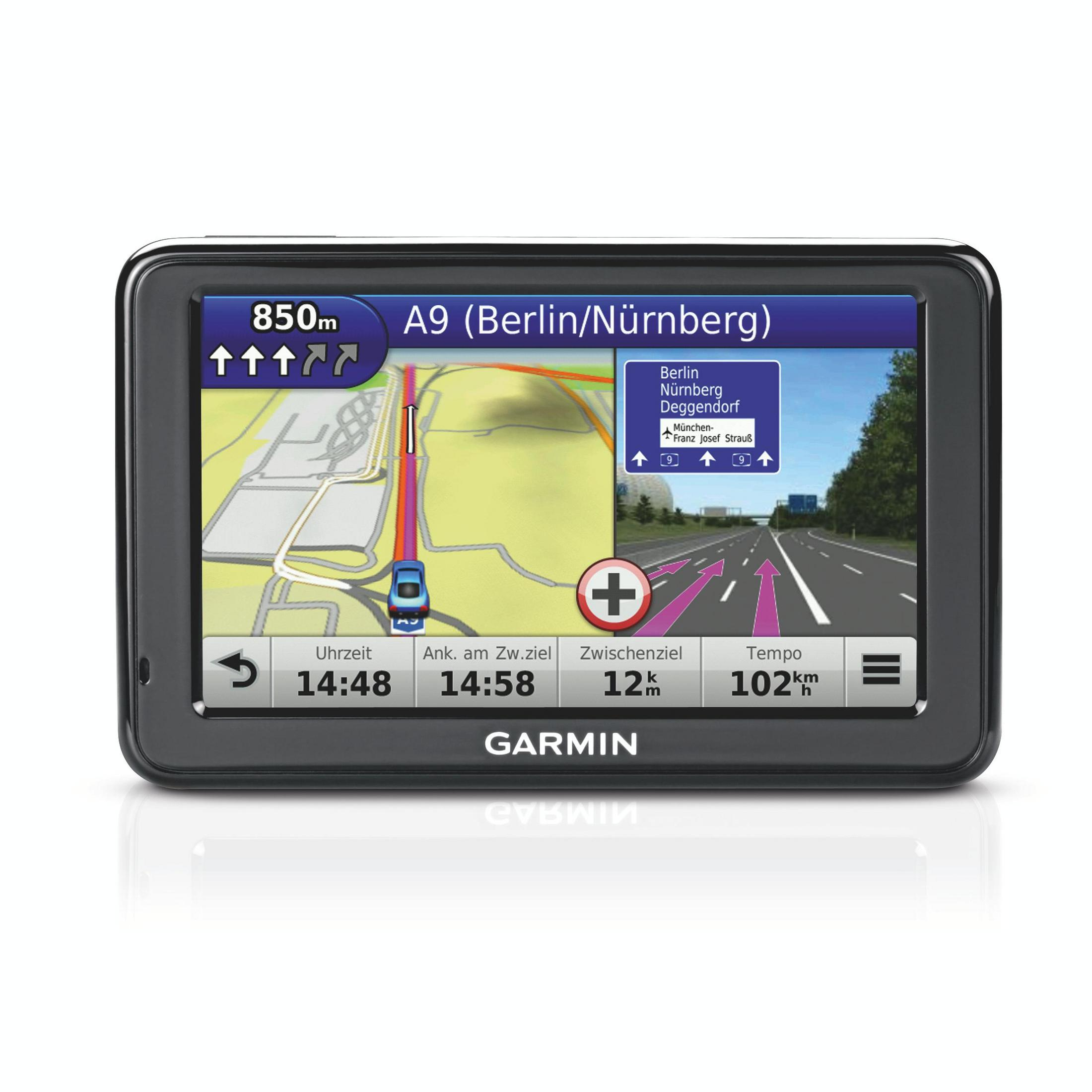 GPS-Navigationsgerät, das eine Karte und Anweisungen auf seinem Bildschirm zeigt.