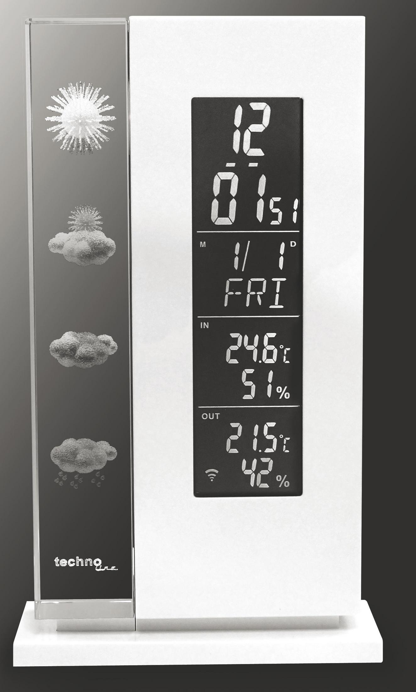 Una stazione meteorologica bianca mostra le previsioni meteo, la temperatura, l'umidità e l'ora su uno schermo nero.