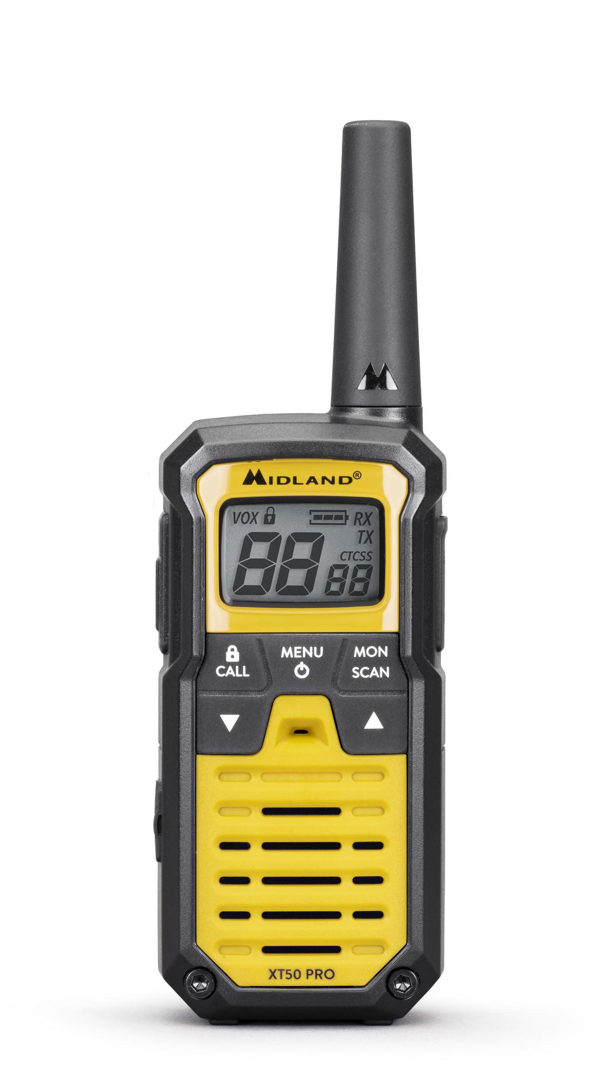 Radio nera e gialla. Marchio Midland. Lo schermo mostra i numeri.