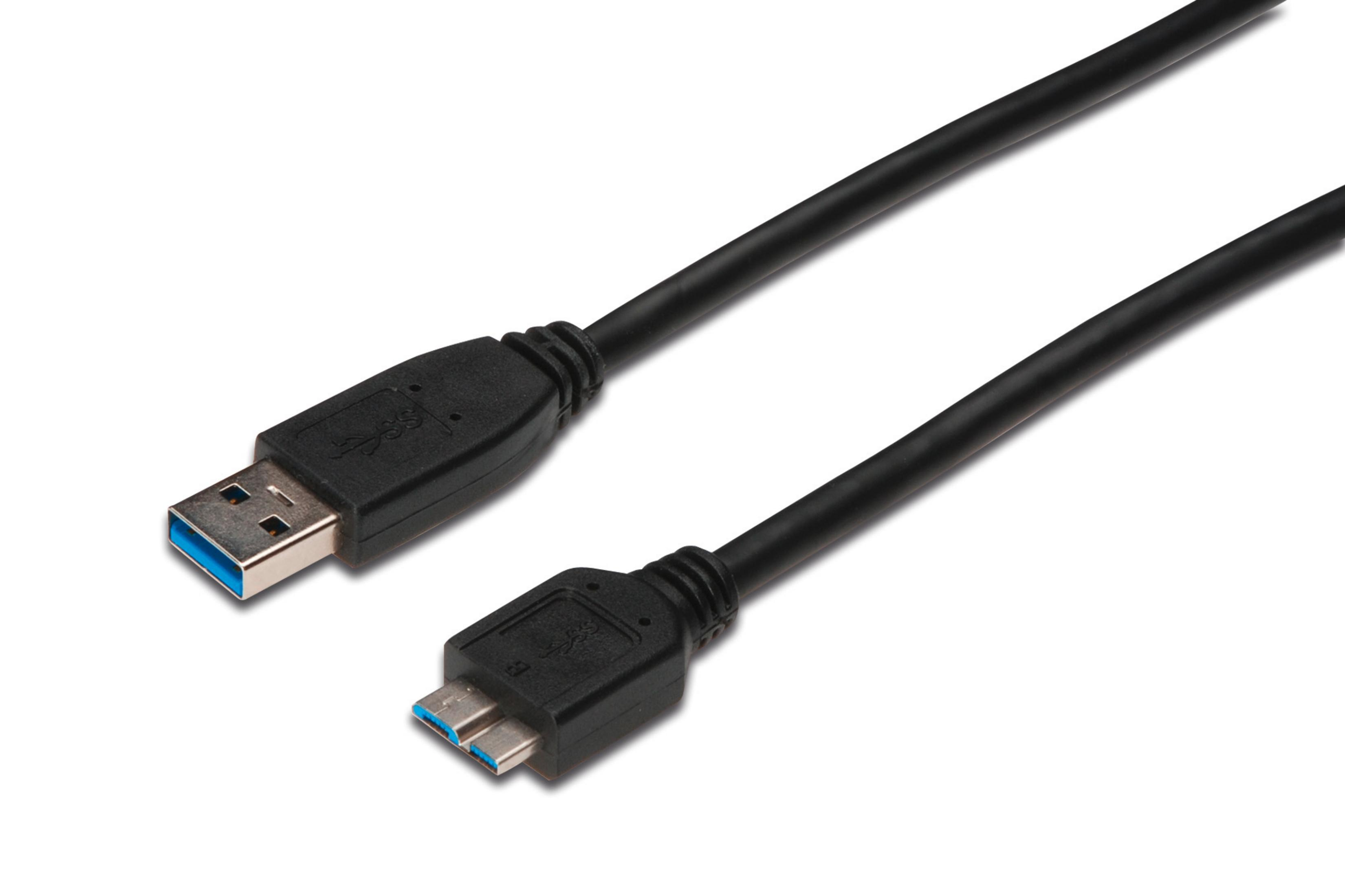 Schwarzes USB-Kabel. USB-A- und Micro-USB-Anschlüsse. Weißer Hintergrund.