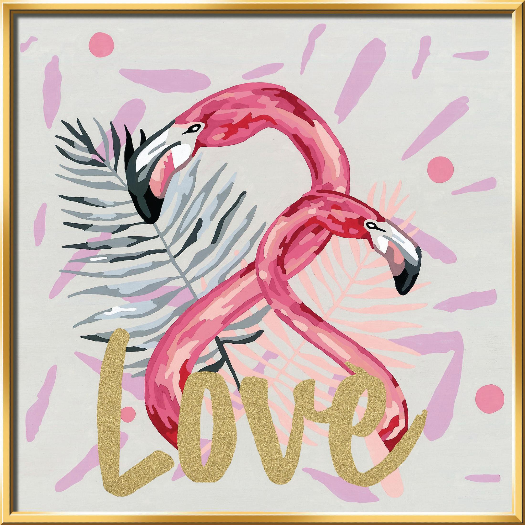 Zwei rosa Flamingos mit dem Wort LIEBE in Goldglitzer auf buntem Hintergrund.