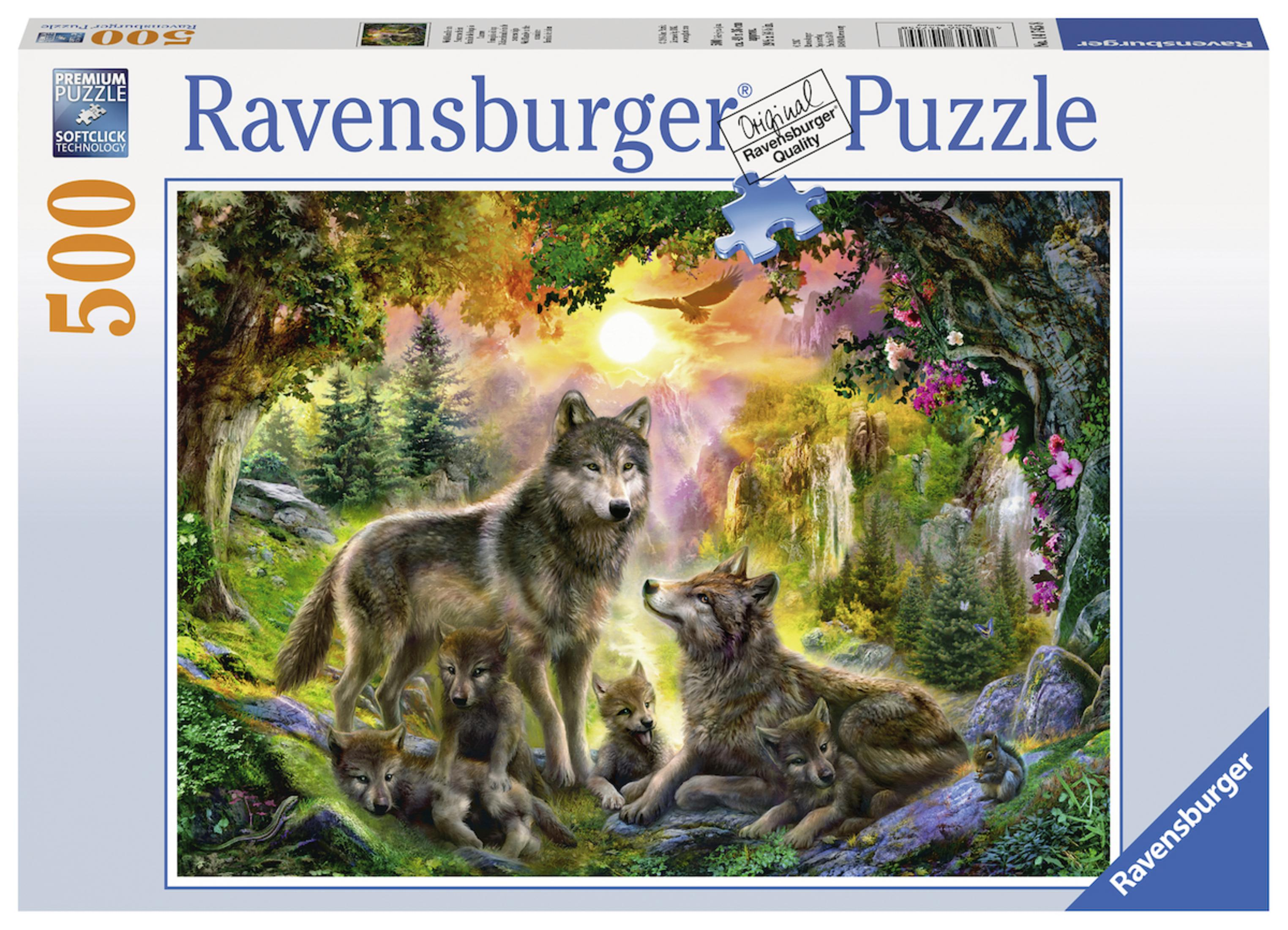 Ravensburger Puzzle-Box mit einer Szene von Wölfen in einem Wald bei Sonnenuntergang. Wölfe und Sonnenuntergangsszene.