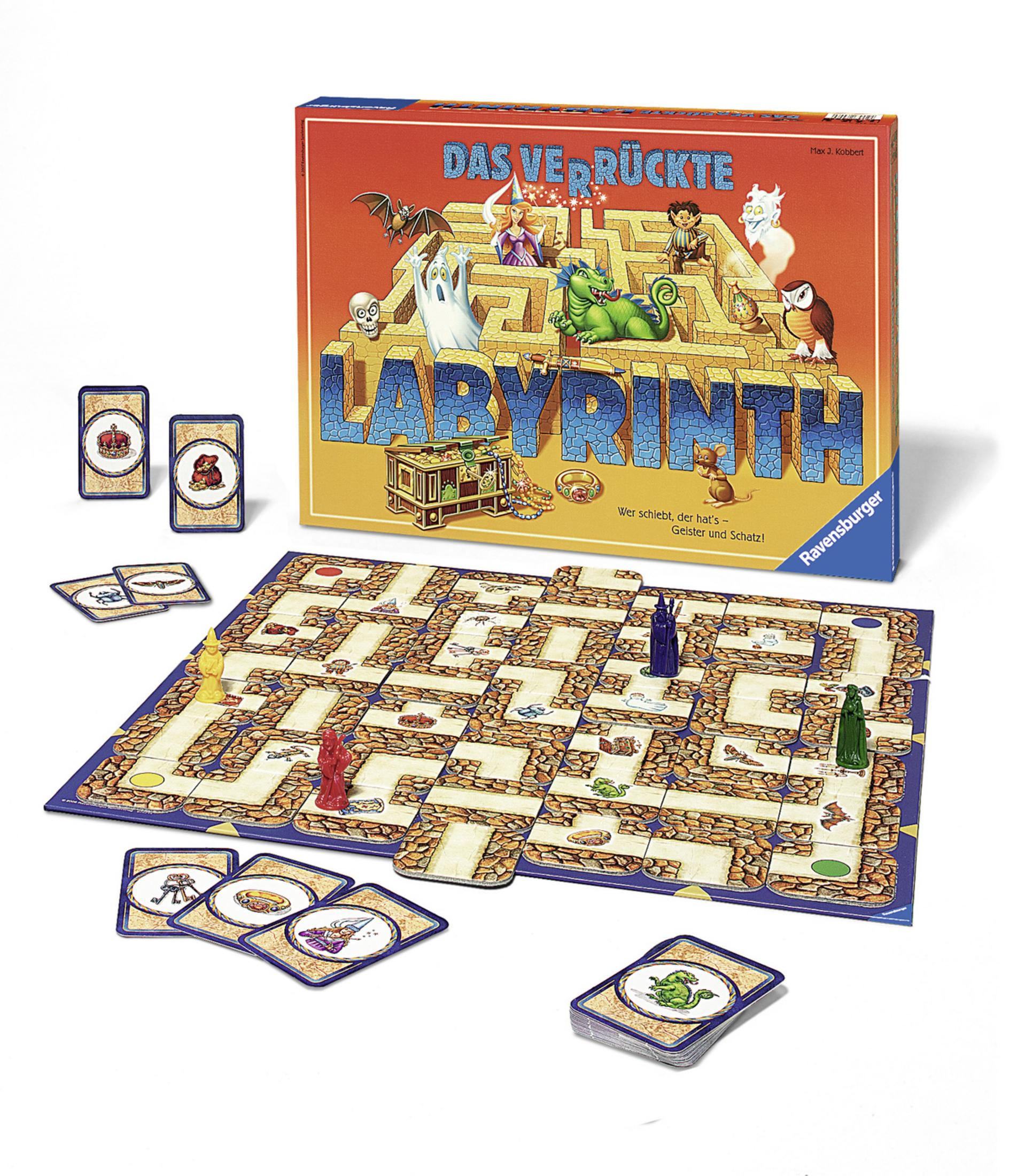 Labyrinth-Brettspiel mit Spielfiguren und Karten. Karton ist im Hintergrund.