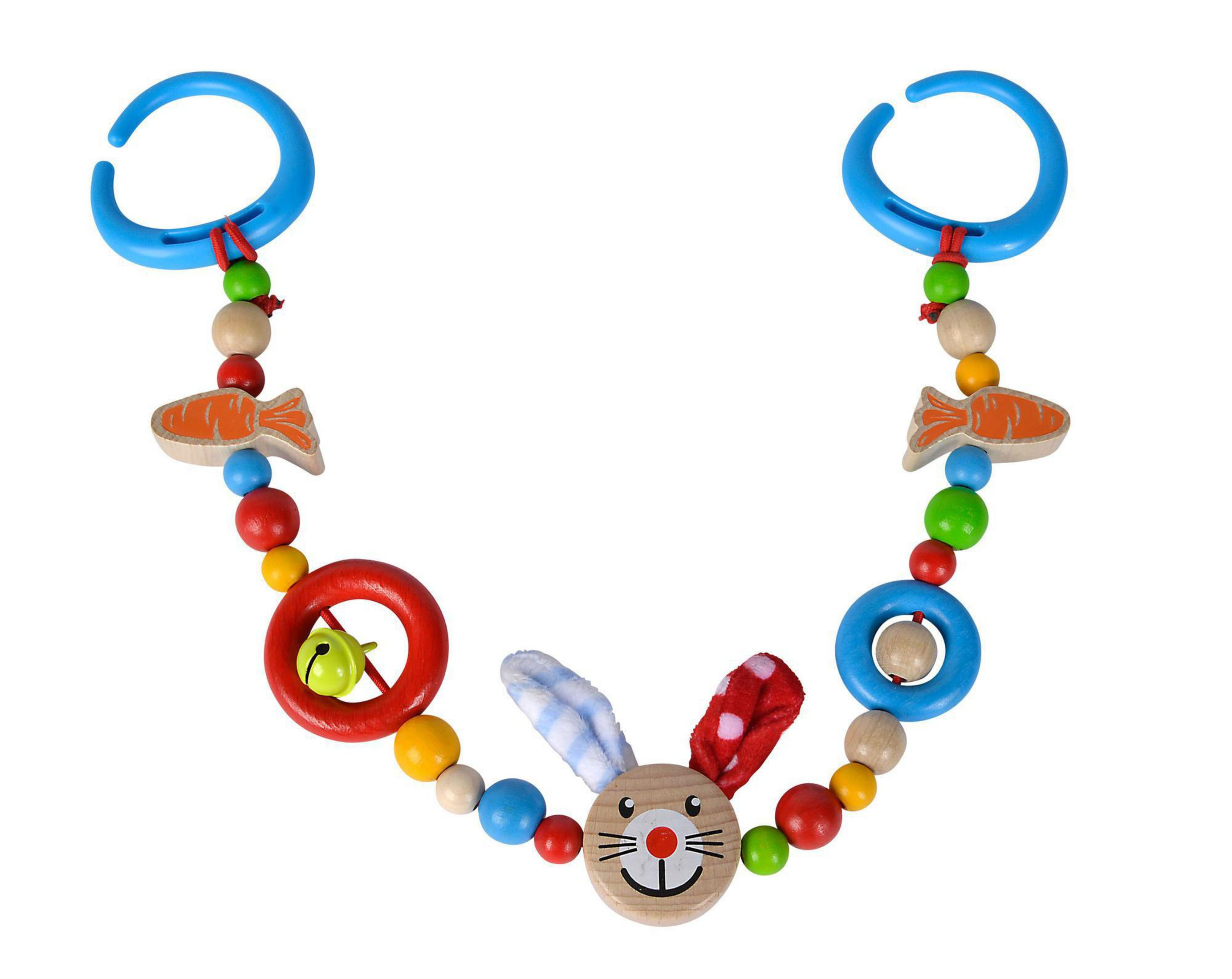 Ein buntes Babyspielzeug mit Holzperlen, Hasengesicht und Karottenformen, hängend an blauen Ringen.