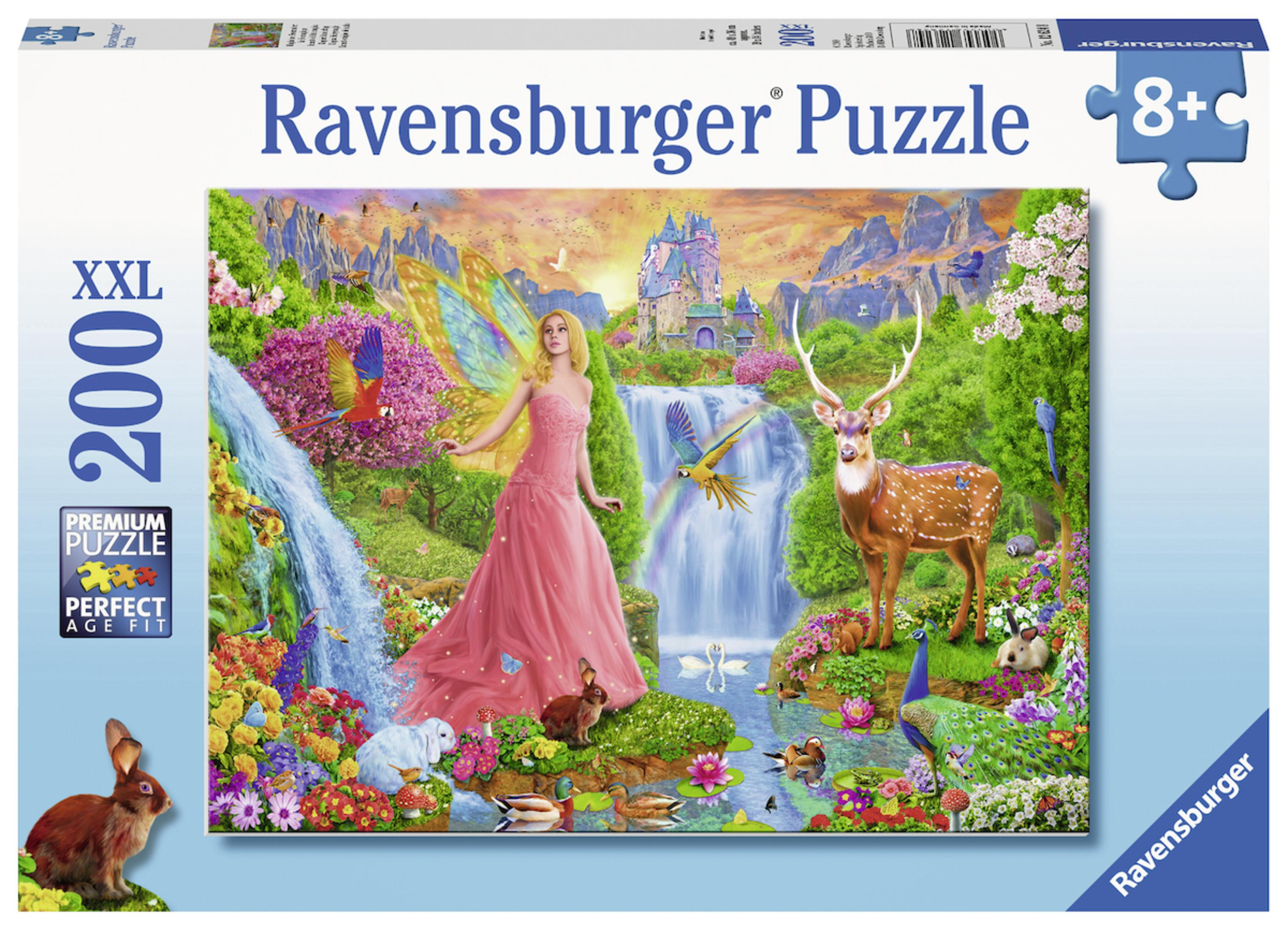 Eine Ravensburger Puzzle-Box mit einer Fantasy-Szene. Eine Frau in rosa Kleid und ein Hirsch am Wasserfall.