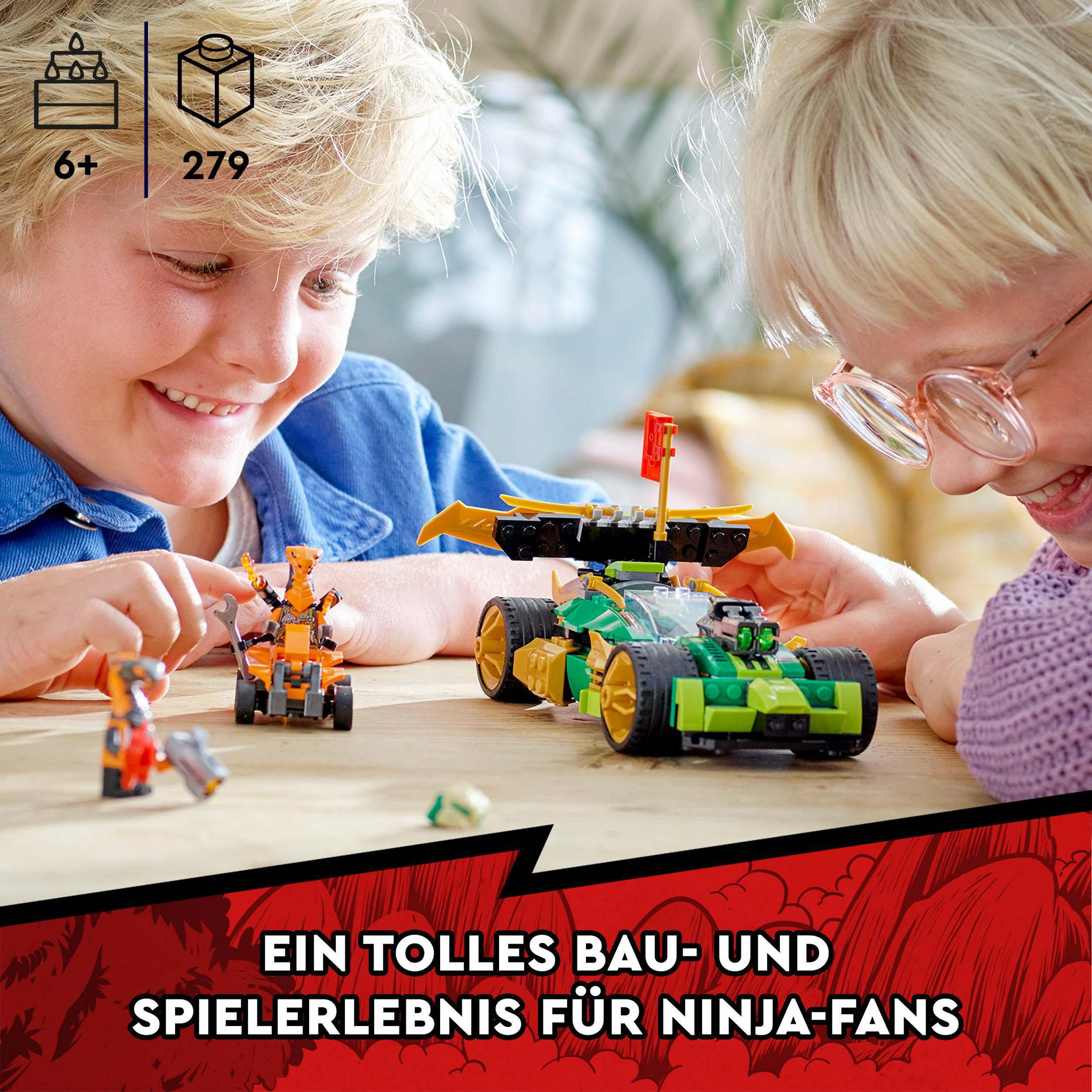 İki çocuk bir LEGO Ninjago araba seti inşa ediyor. Metin 'Harika bir inşa ve oyun deneyimi' diyor.