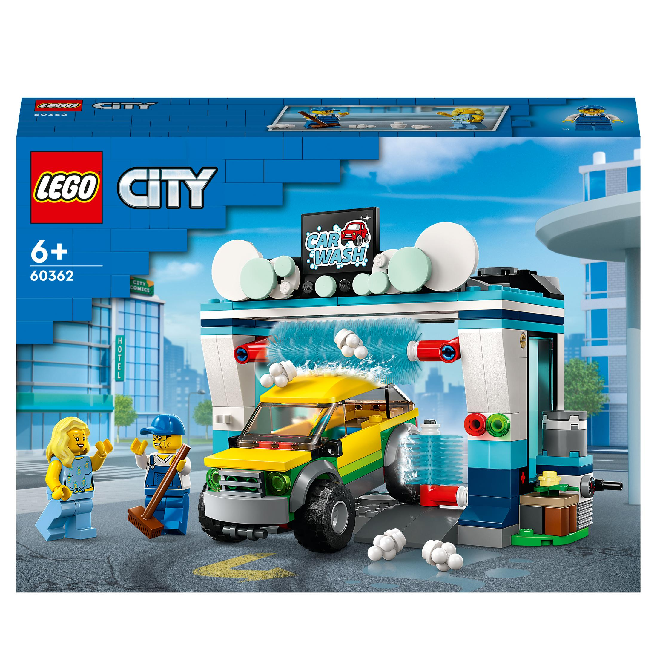 Lego City Autowasch-Set. Ein gelbes Auto wird von der Waschanlage gewaschen.