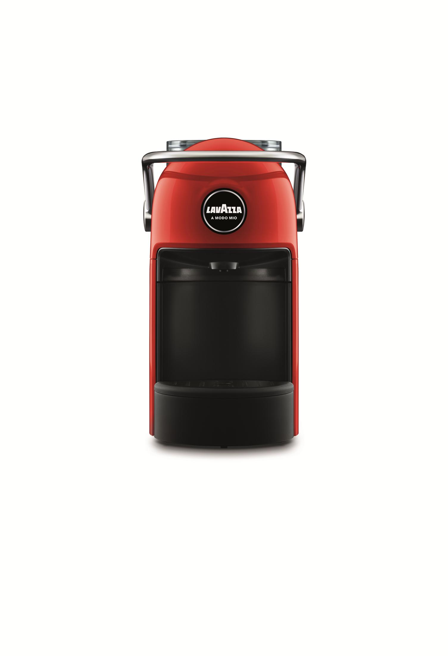 Eine rote Lavazza-Kaffeemaschine vor weißem Hintergrund.