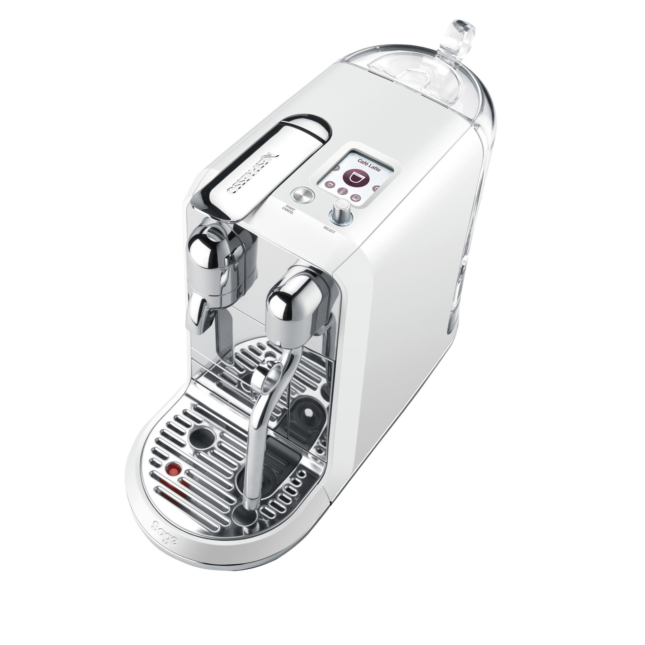 Eine weiße Nespresso-Kaffeemaschine mit Digitalanzeige und Chromelementen.