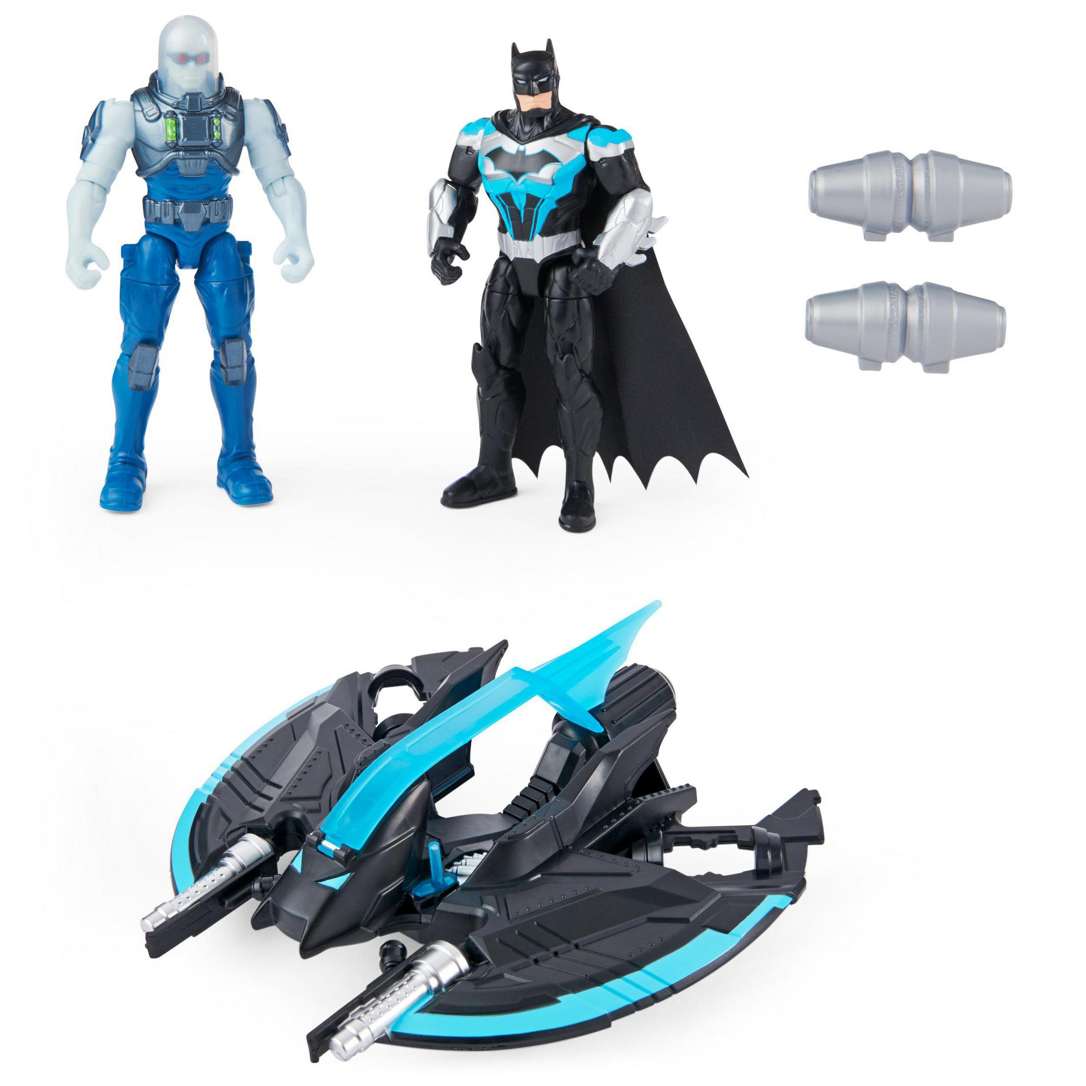 Batman, Mr. Freeze und ein Batmobil-Spielzeug.
