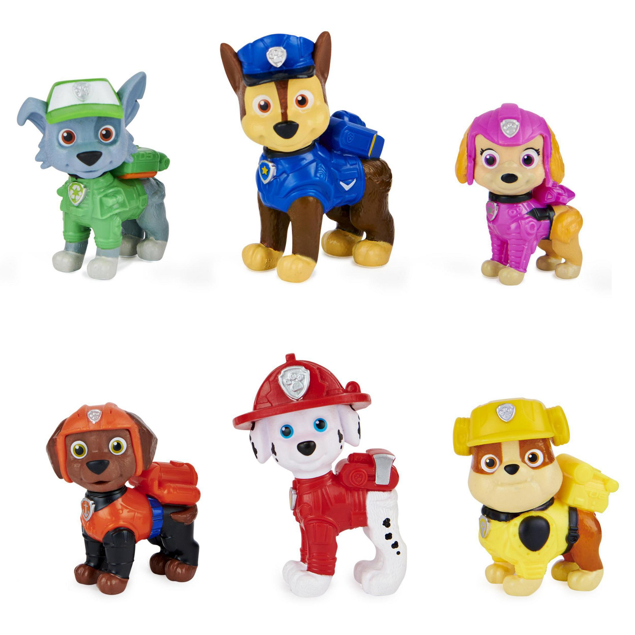 Sześć figurek Paw Patrol w różnych pozach. Każdy szczeniak ma inny kolor munduru.