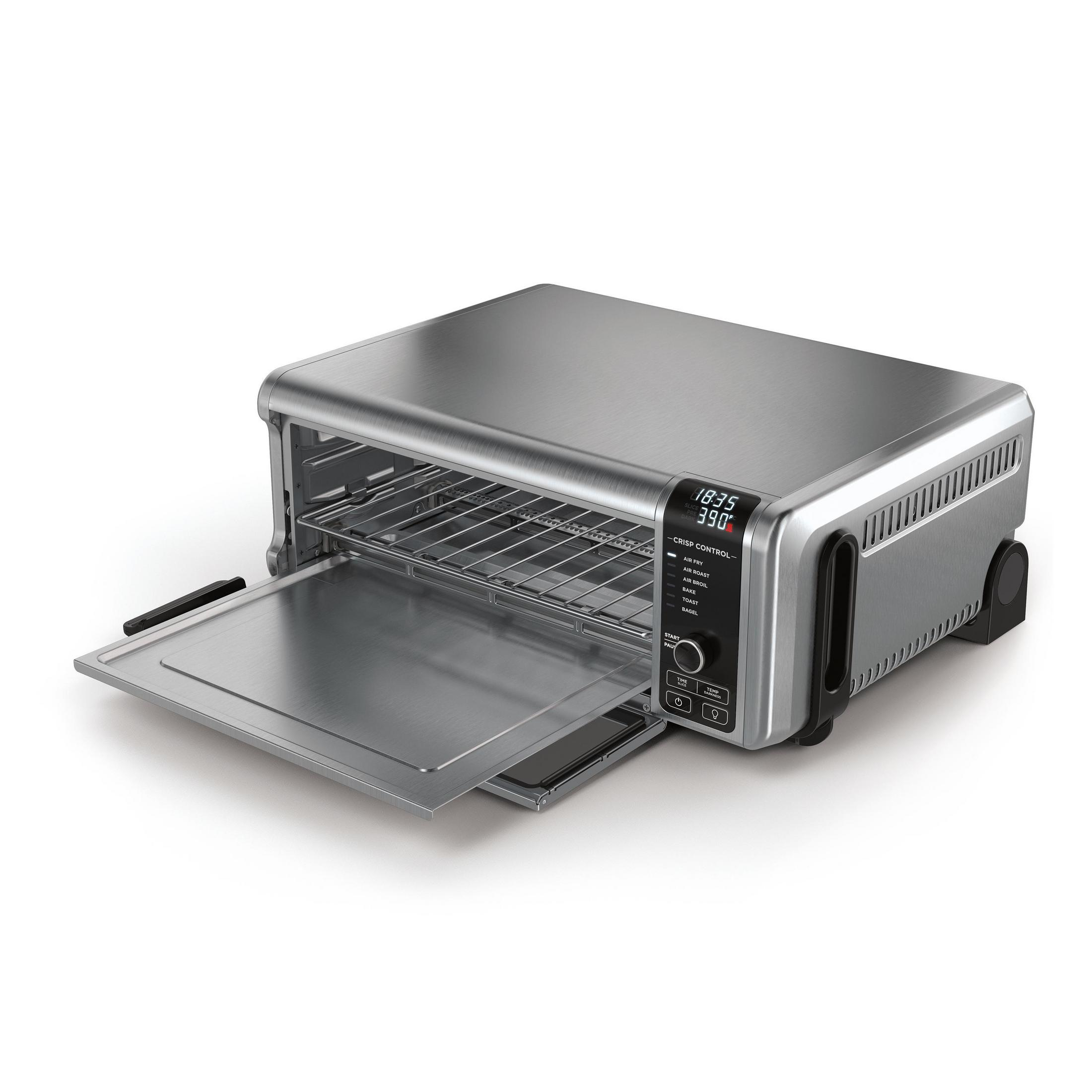 Un horno tostador de acero inoxidable con la puerta abierta. El interior tiene una rejilla y una bandeja. Controles visibles.