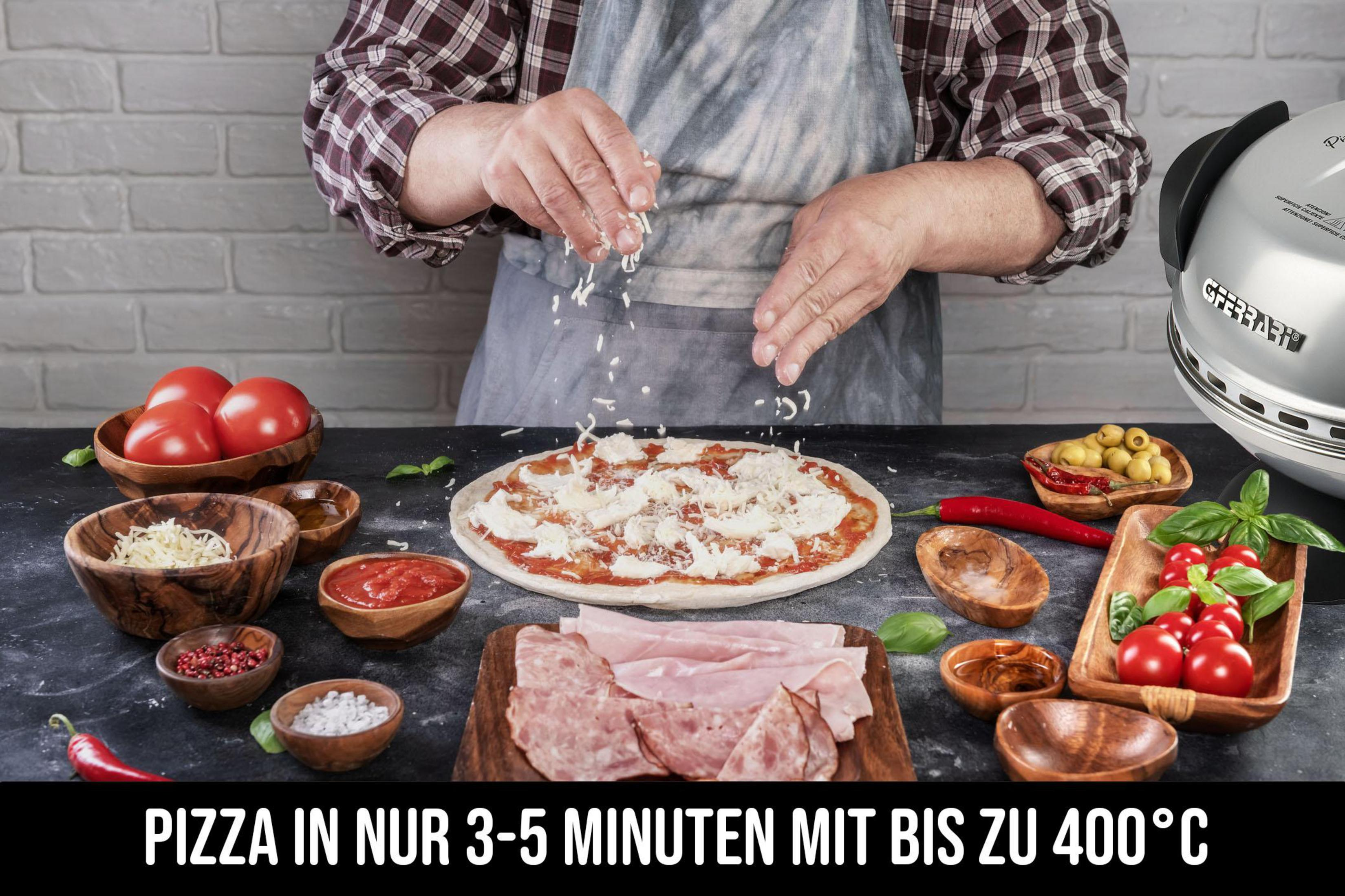 Person macht Pizza, fügt Käse hinzu, Zutaten und Ofen sichtbar.