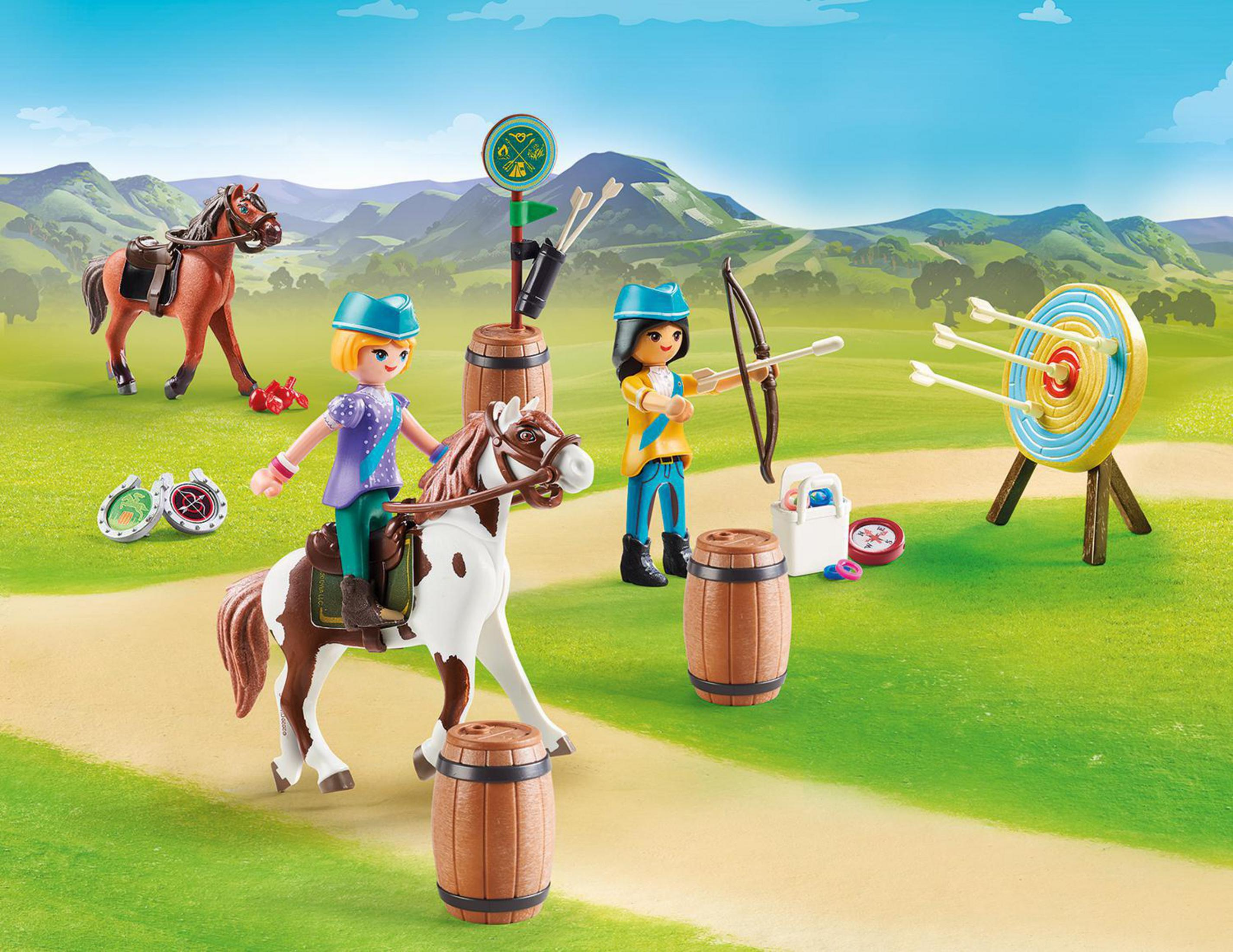 Set Playmobil con bambini, cavalli e pratica del tiro con l'arco.