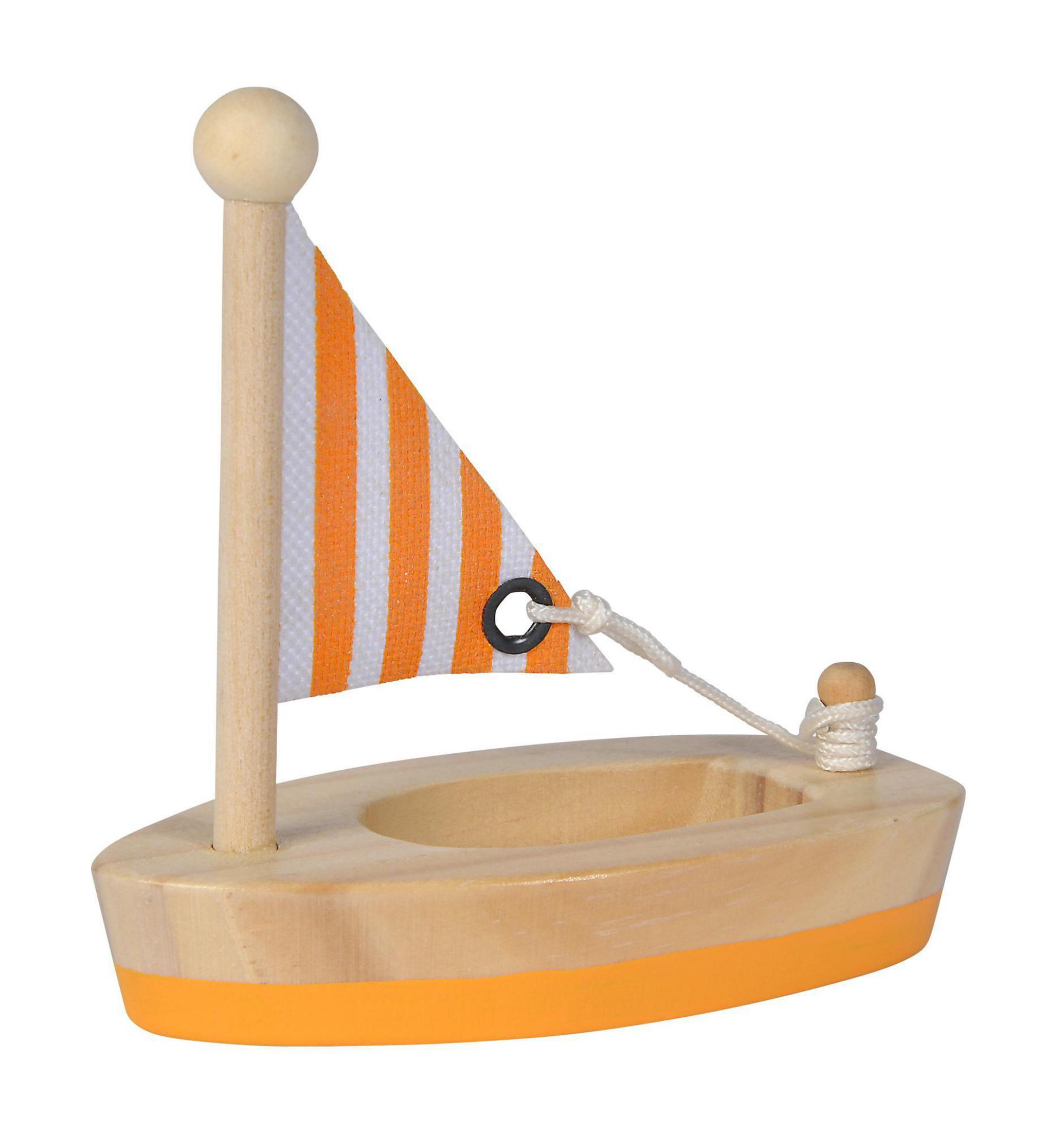 Spielzeug-Segelboot aus Holz mit orange-weiß gestreiftem Segel.