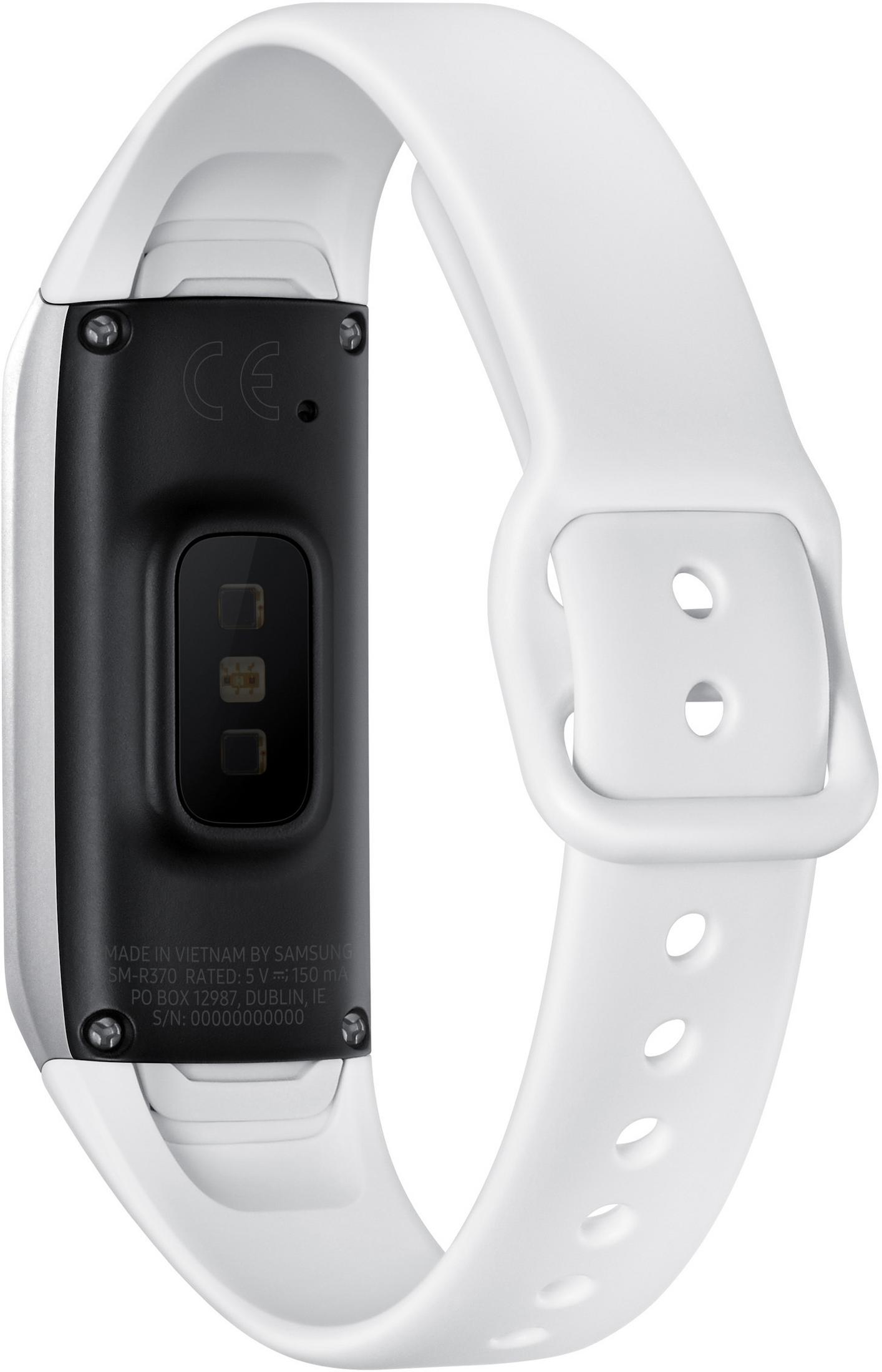 Weißer Samsung Fitnesstracker mit schwarzer Unterseite und weißem Armband.