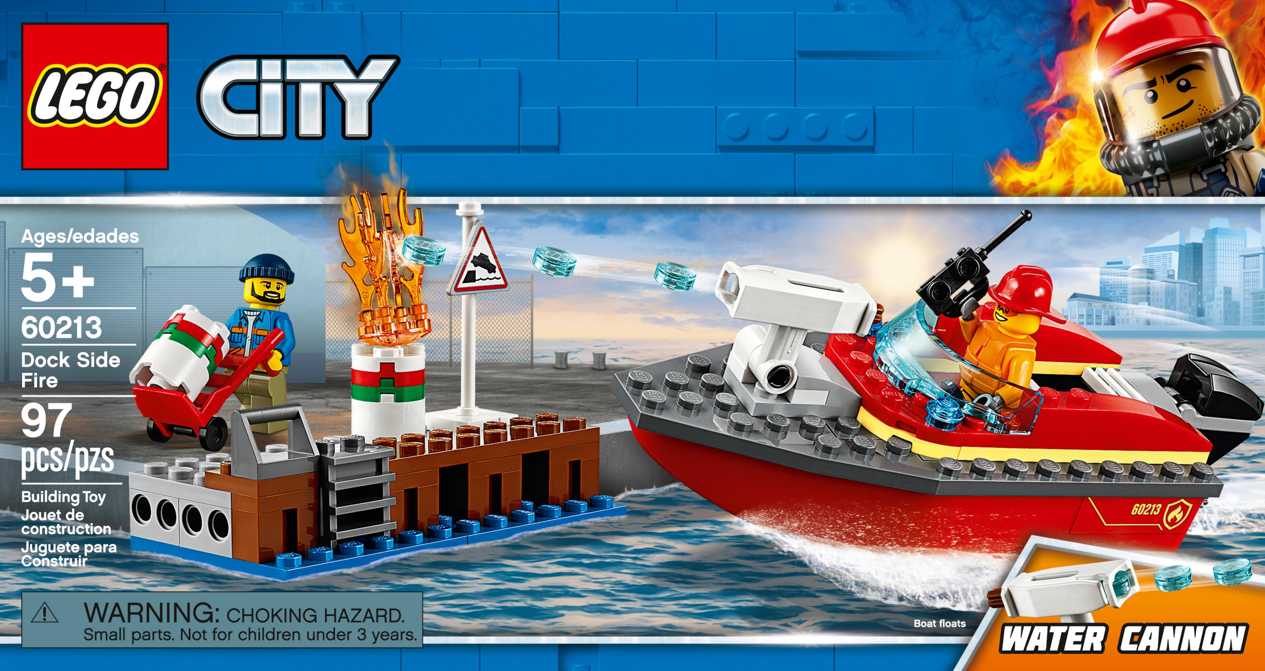 Lego City Dock Side Fire set doos, met een brandende pier en een reddingsboot.