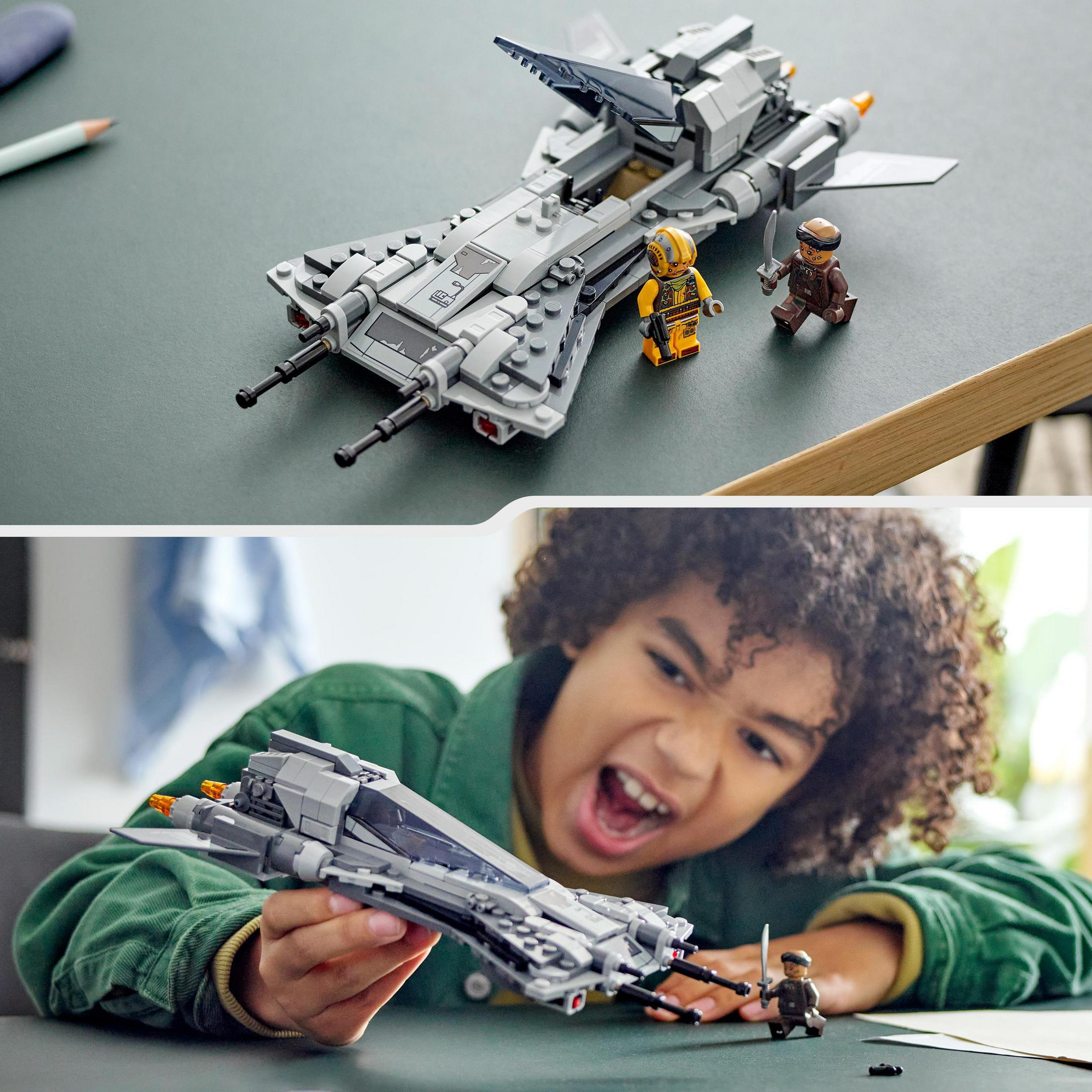Nave espacial LEGO con dos minifiguras. La otra imagen muestra a un niño jugando con la nave.