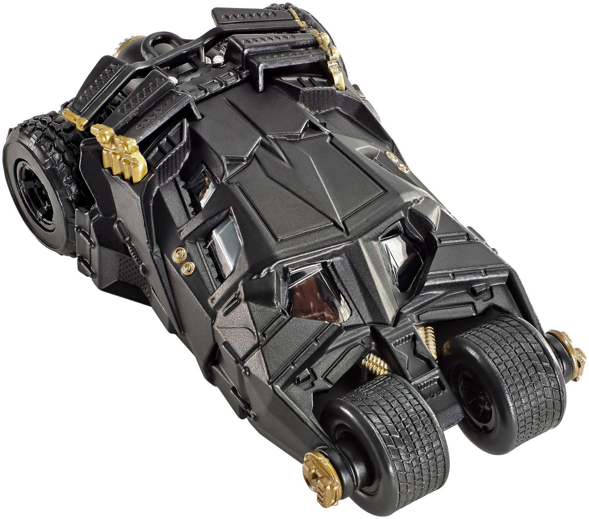 Czarny samochód zabawkowy Batmobil. Ma szczegółowy design ze złotymi akcentami i dużymi kołami.